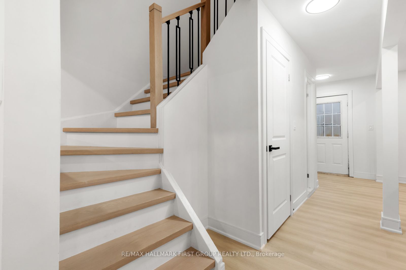 270 Timberbank Boulevard 75 Property Photo 10