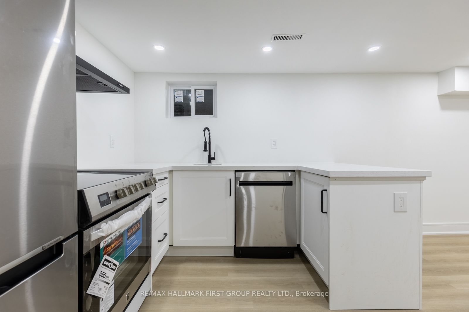 270 Timberbank Boulevard 75 Property Photo 19