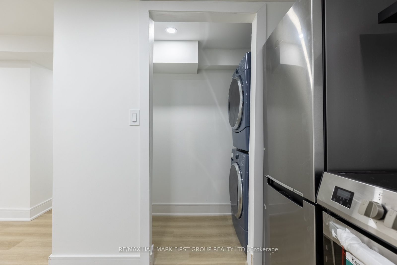 270 Timberbank Boulevard 75 Property Photo 20