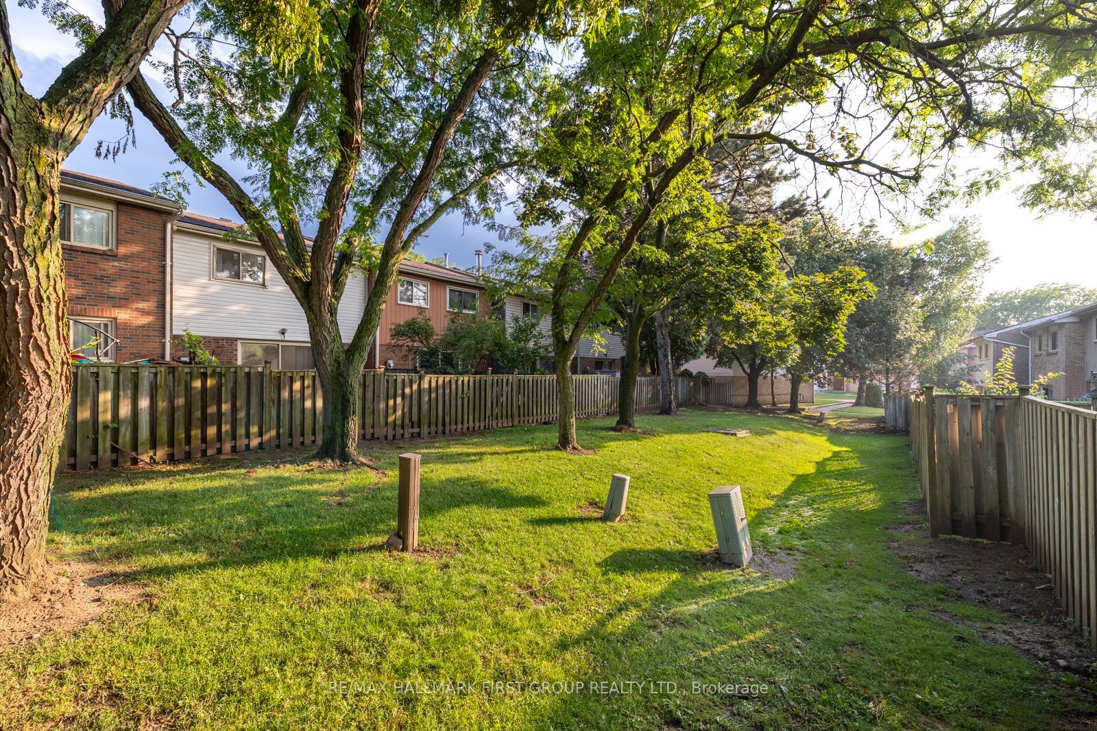 270 Timberbank Boulevard 75 Property Photo 26