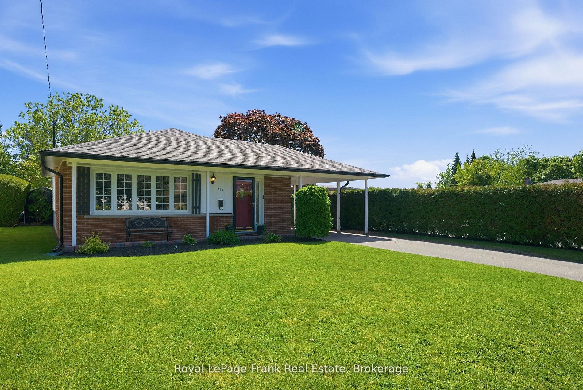 185 Athabasca Street Property Photo 2