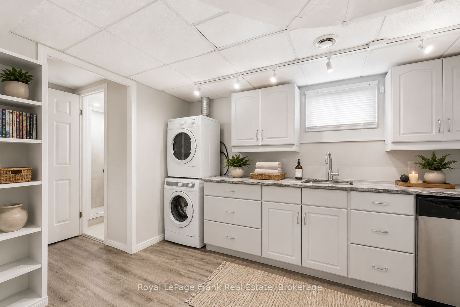 185 Athabasca Street Property Photo 23