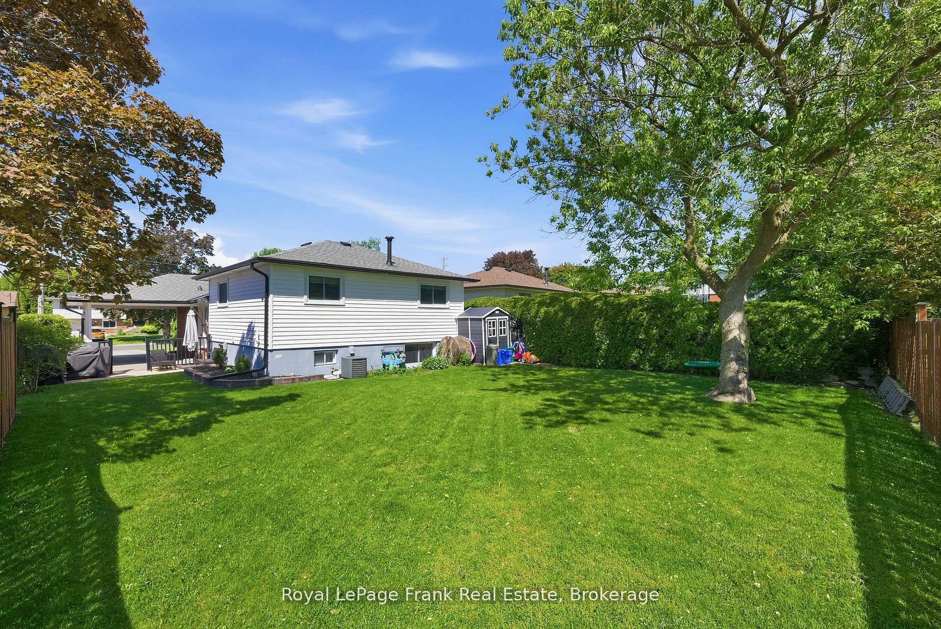 185 Athabasca Street Property Photo 26