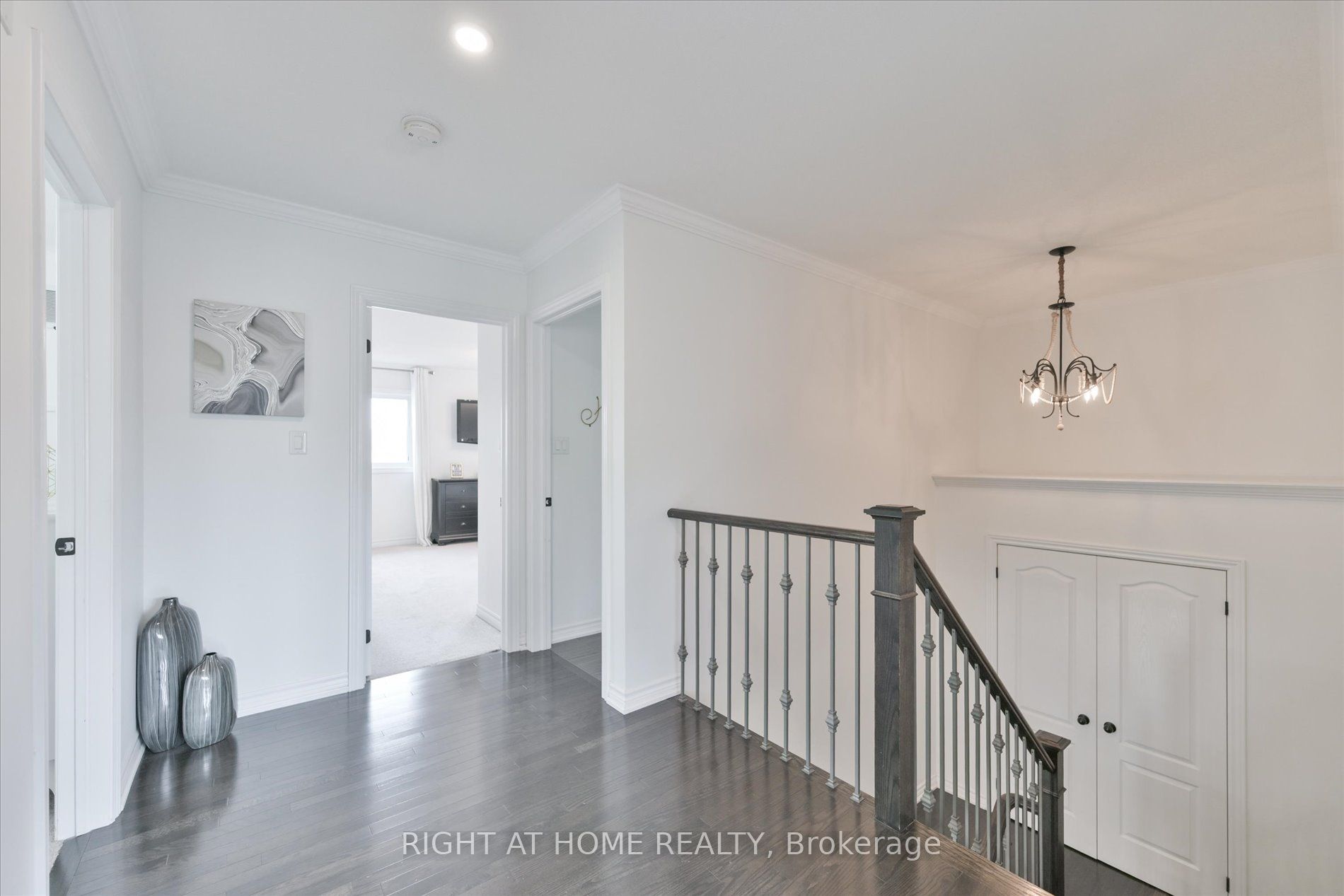 1259 Aldsworth Crescent Property Photo 19