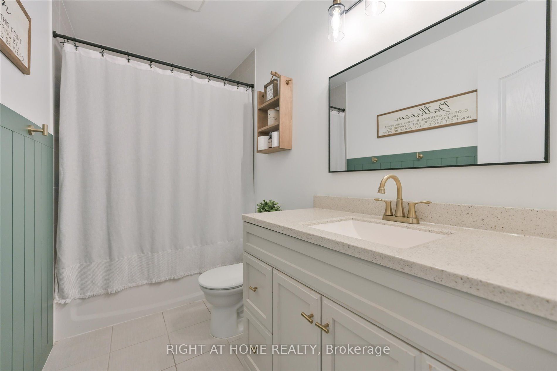 1259 Aldsworth Crescent Property Photo 31