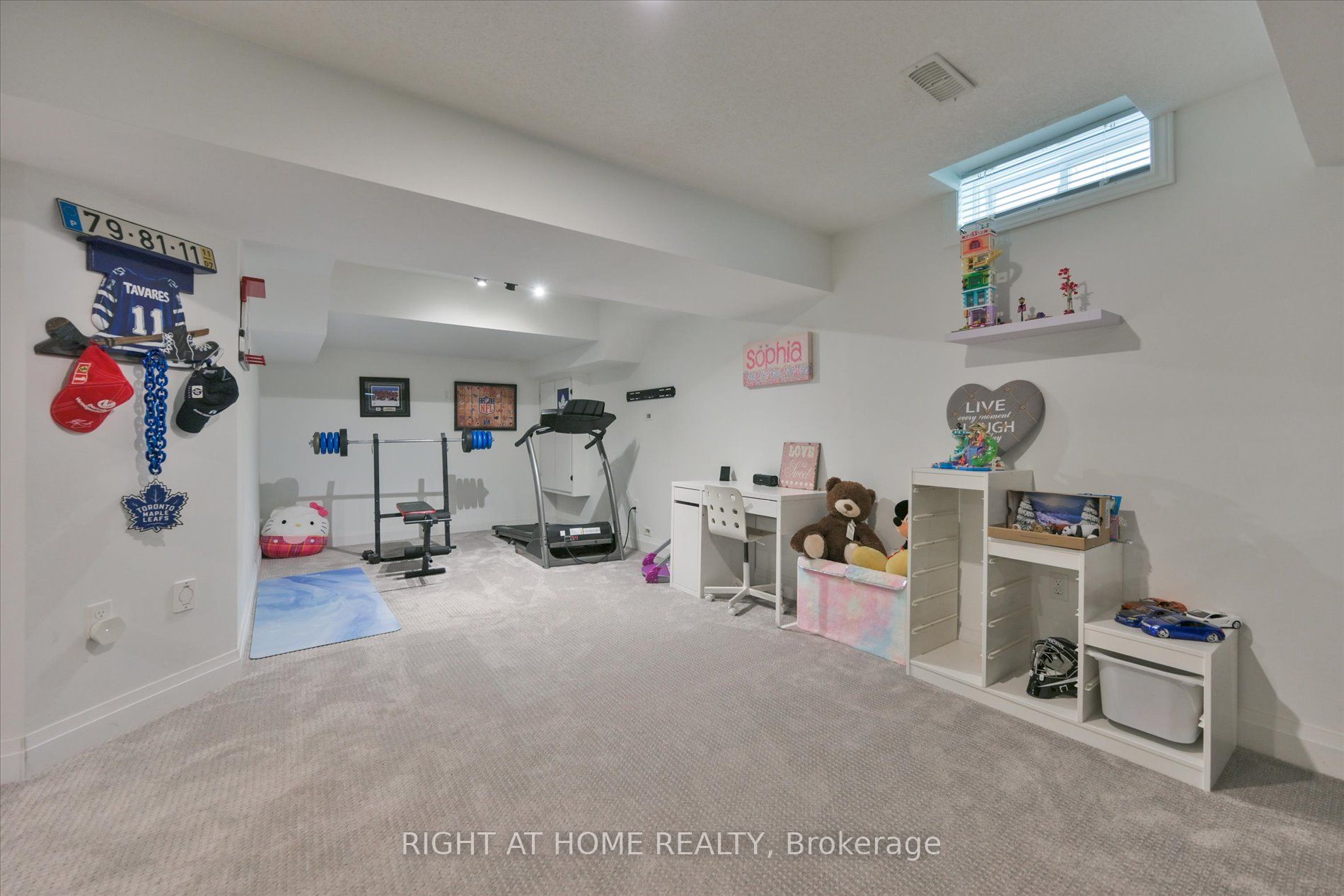 1259 Aldsworth Crescent Property Photo 36