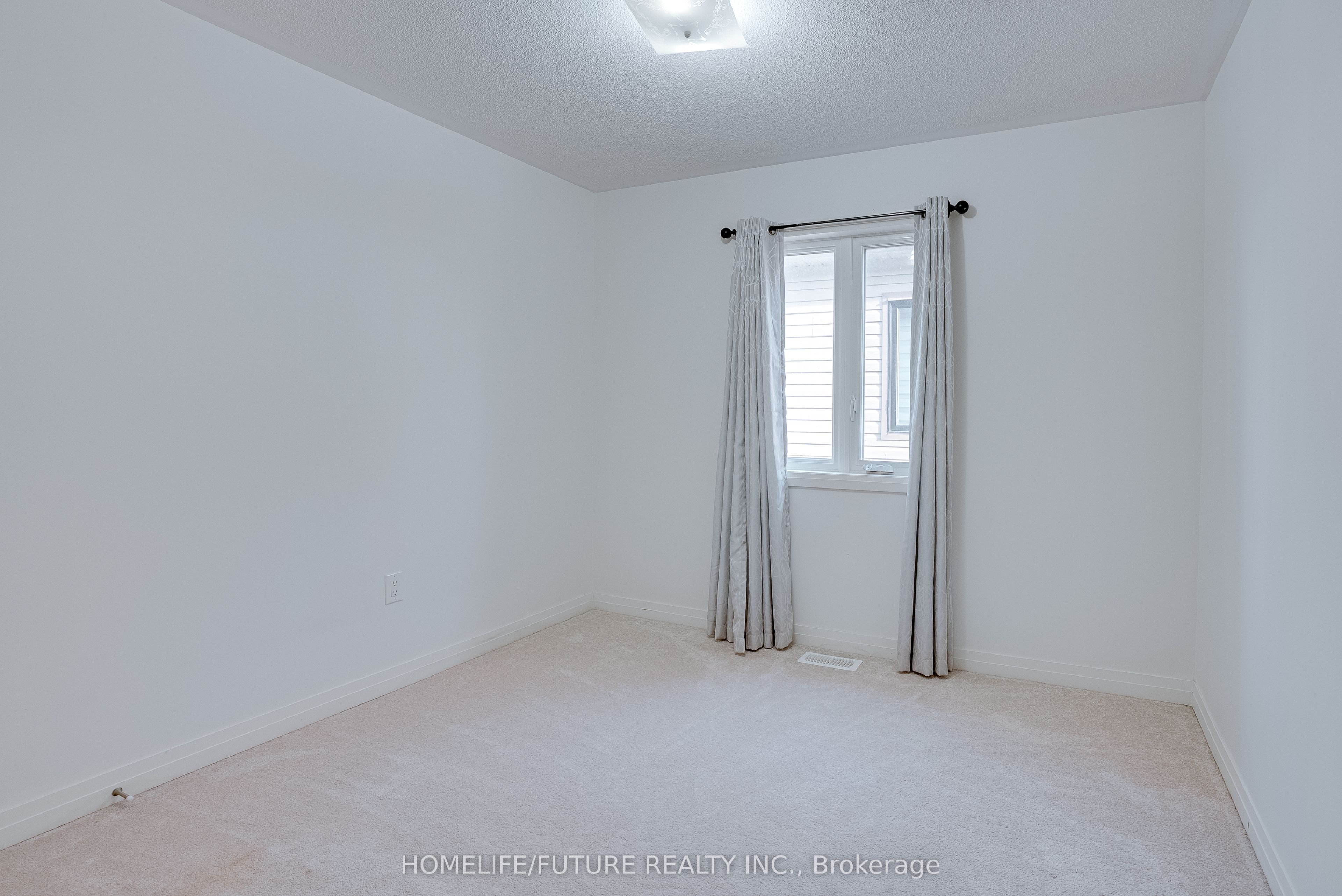 47 Clipper Lane Property Photo 25
