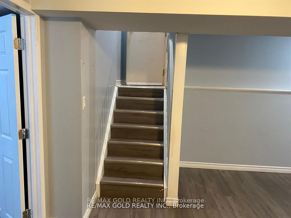 27 Middlecote Drive Bsmt Property Photo 29