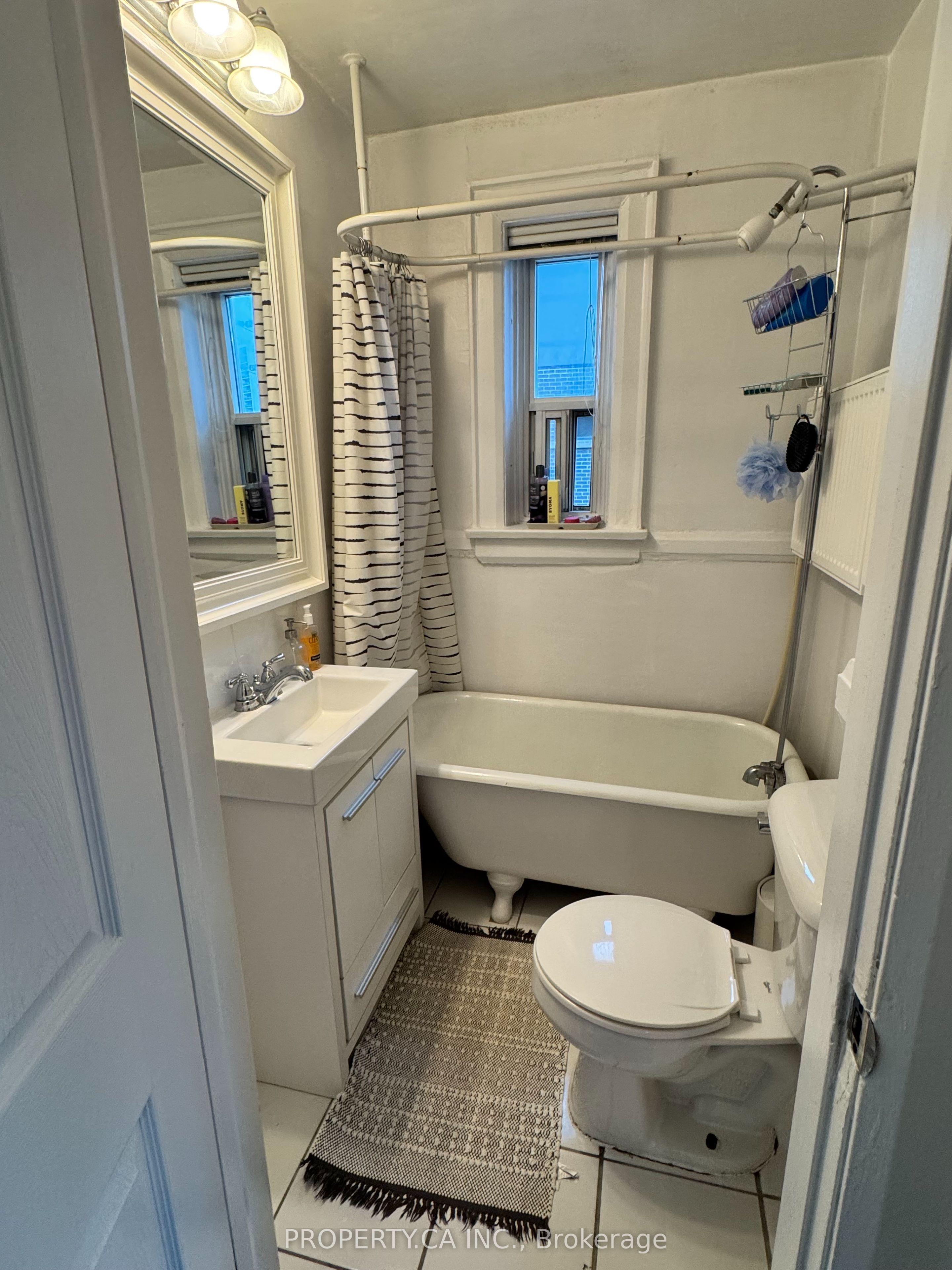 849 Broadview Avenue E 18 Property Photo 6