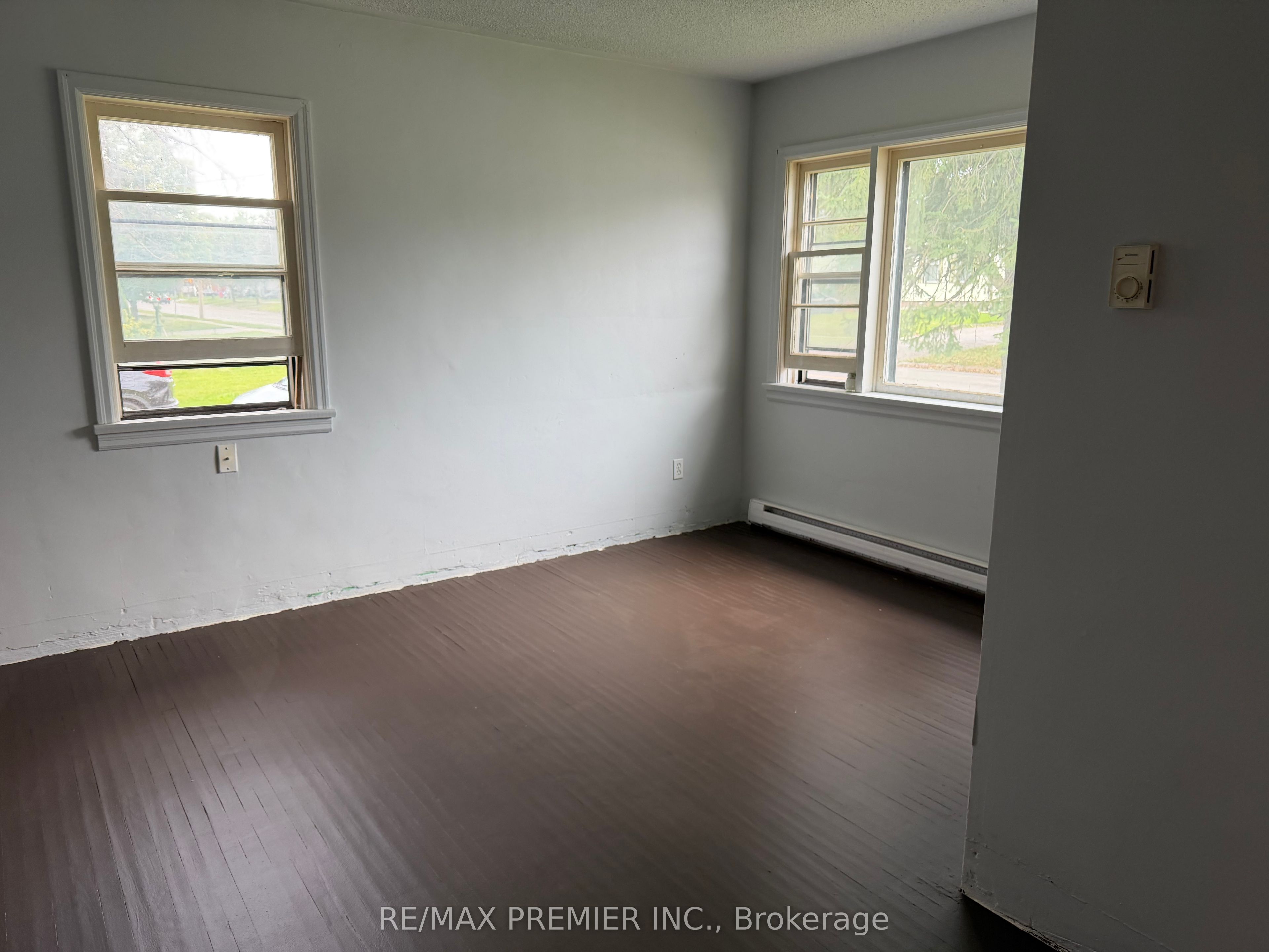 277 Gibbons Street Property Photo 7