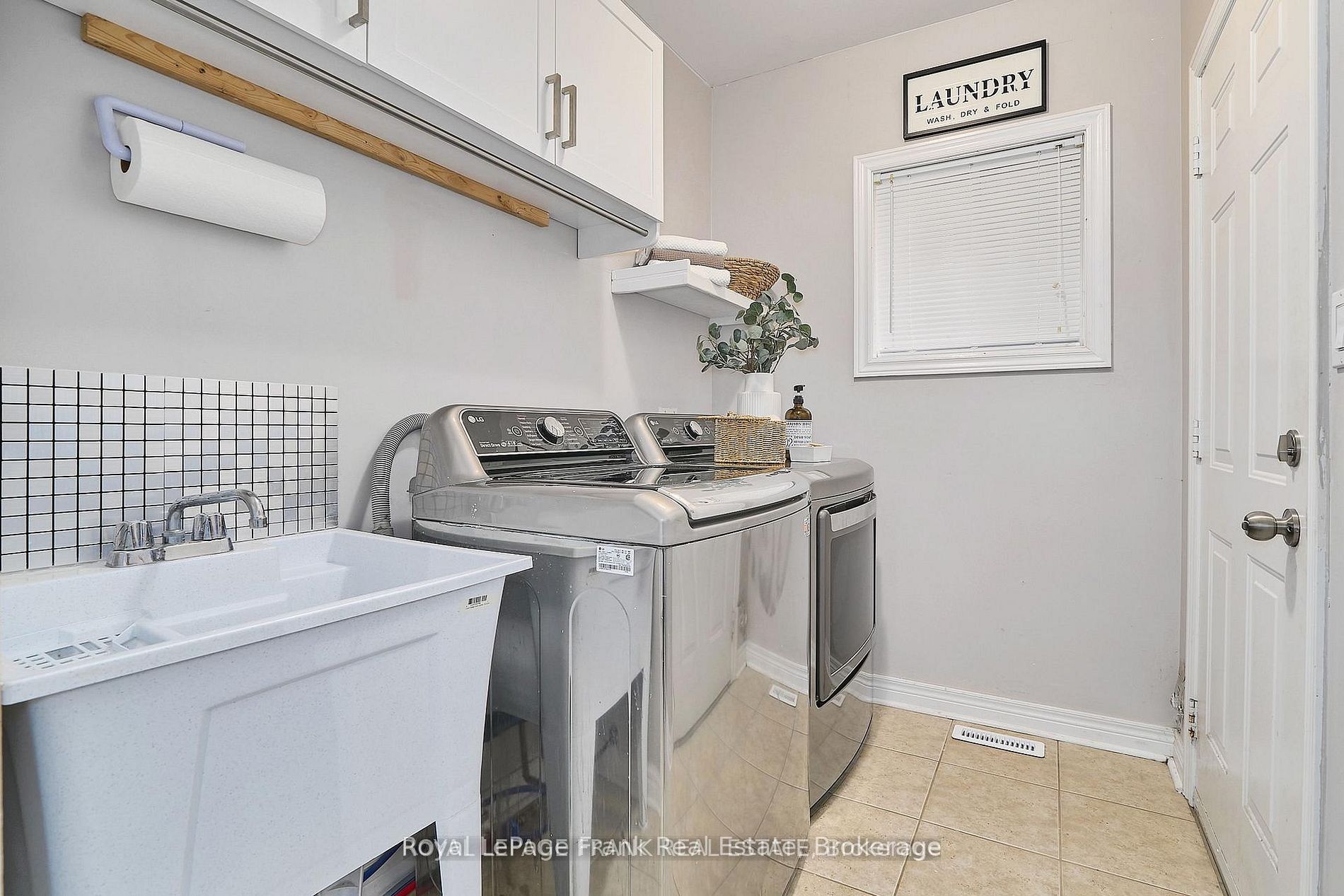 5 Partner Drive Property Photo 5