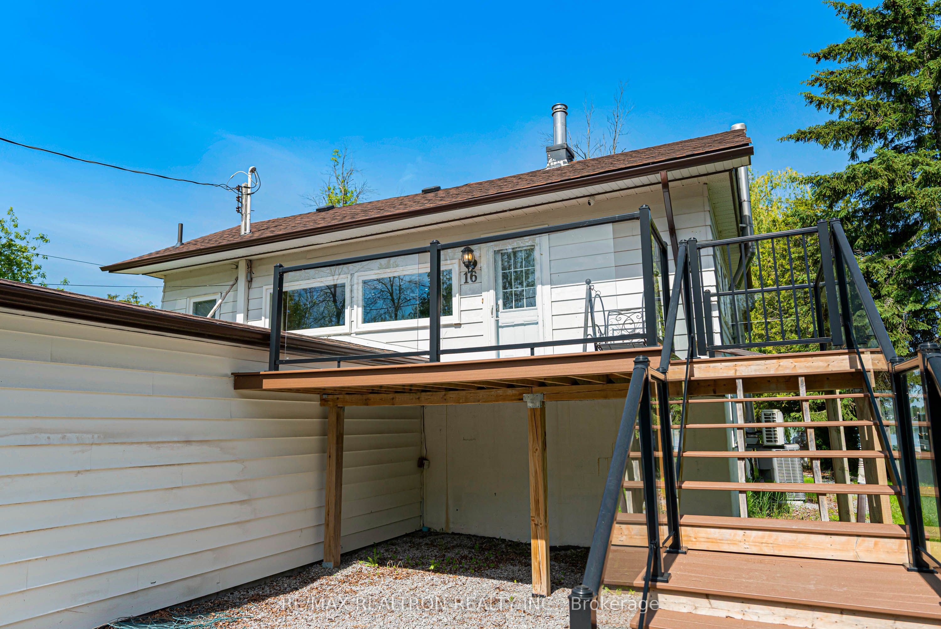 16 Birch Island Road Property Photo 6