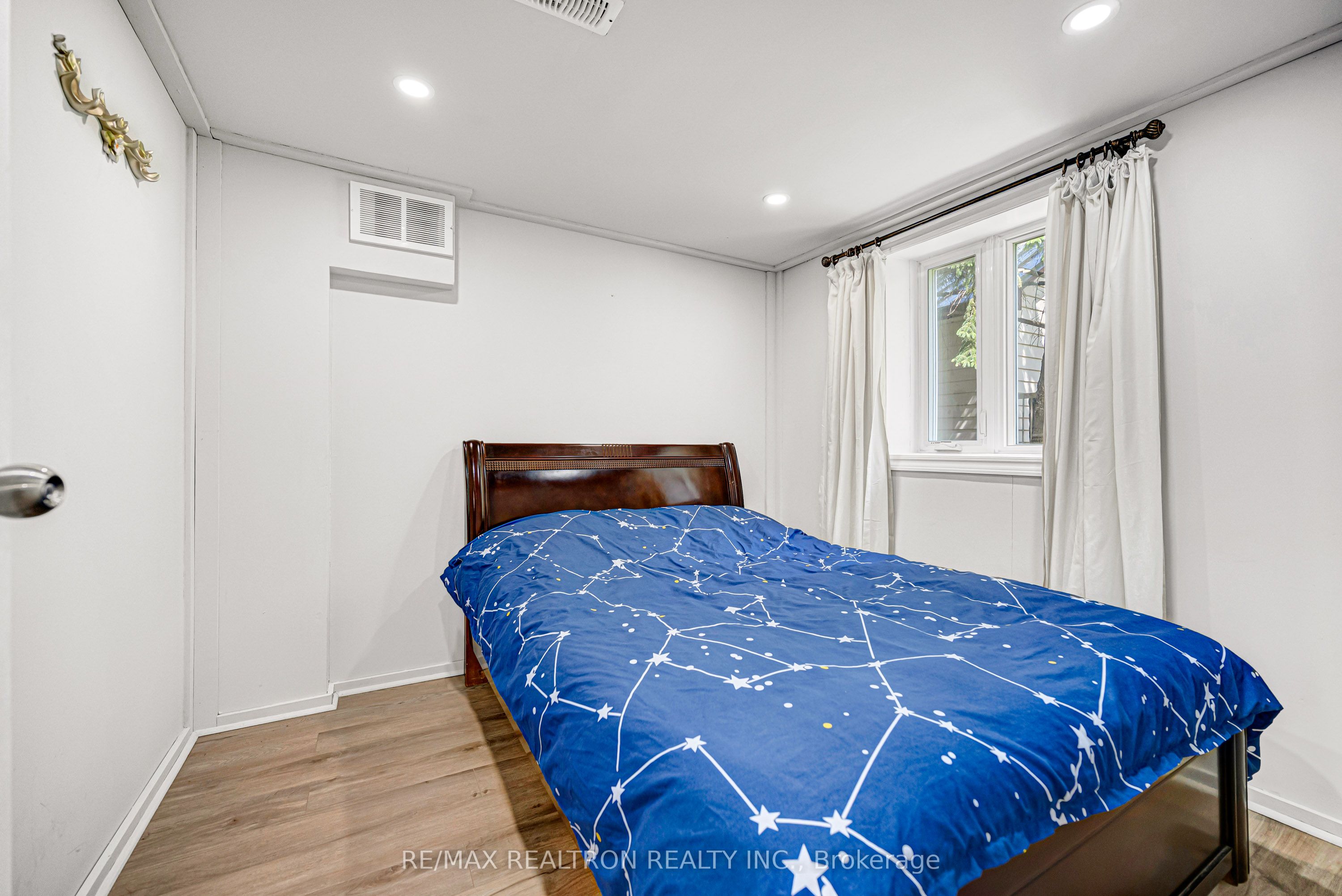 16 Birch Island Road Property Photo 46