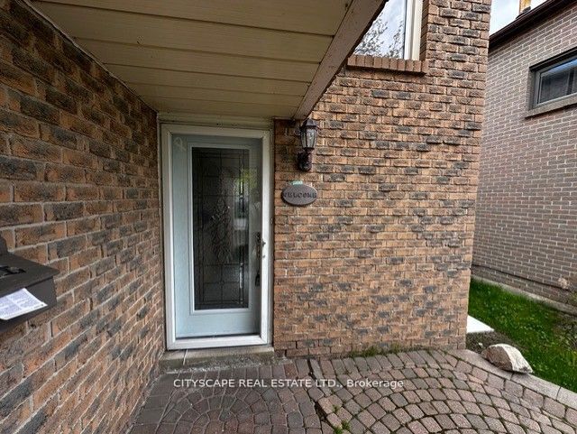 82 Chatfield Drive Property Photo 4