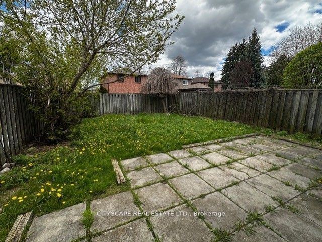 82 Chatfield Drive Property Photo 9