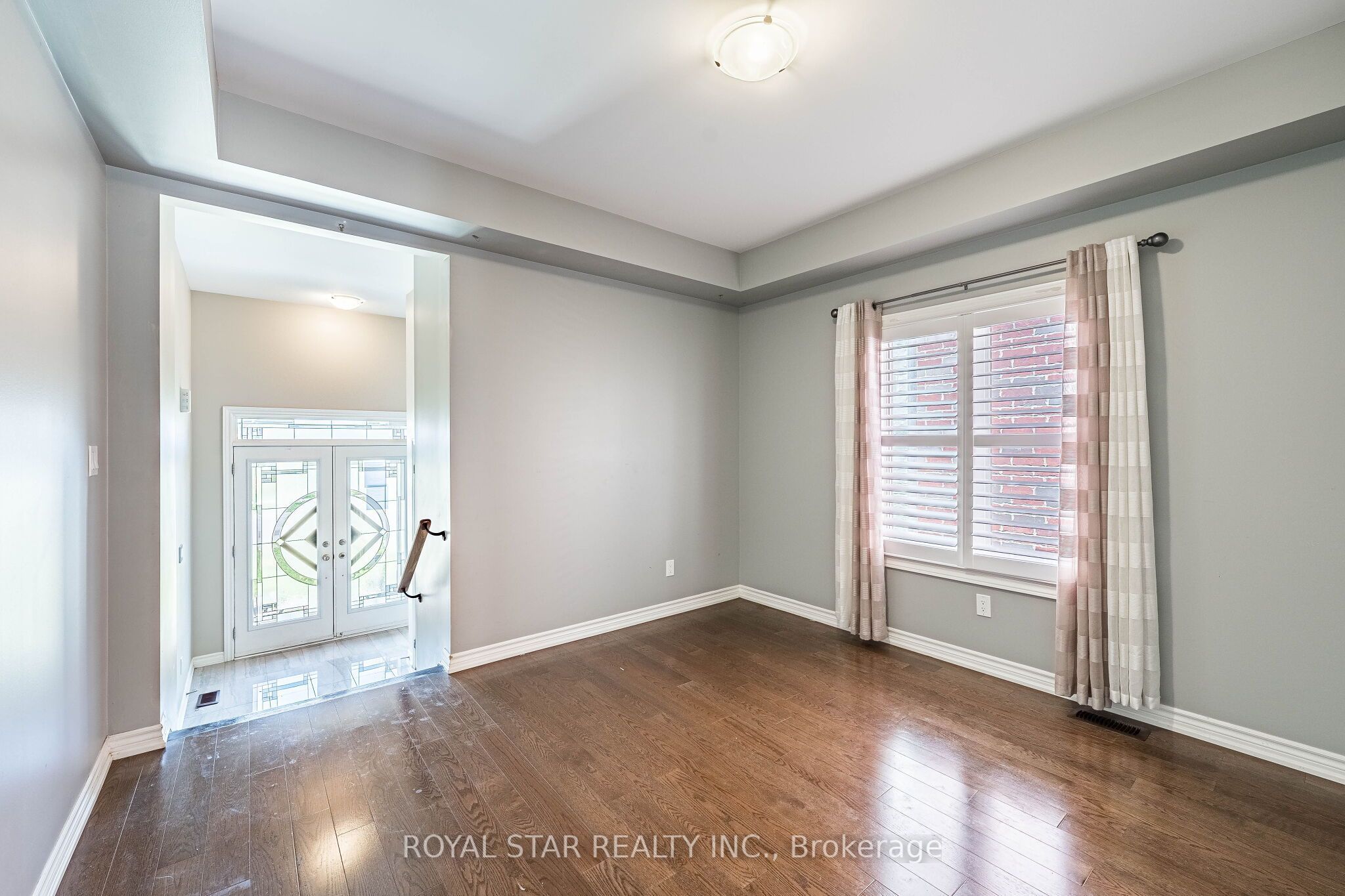 249 Fleetwood Drive Property Photo 10
