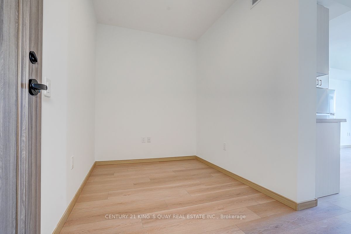 3421 Sheppard Avenue E 911 Property Photo 4