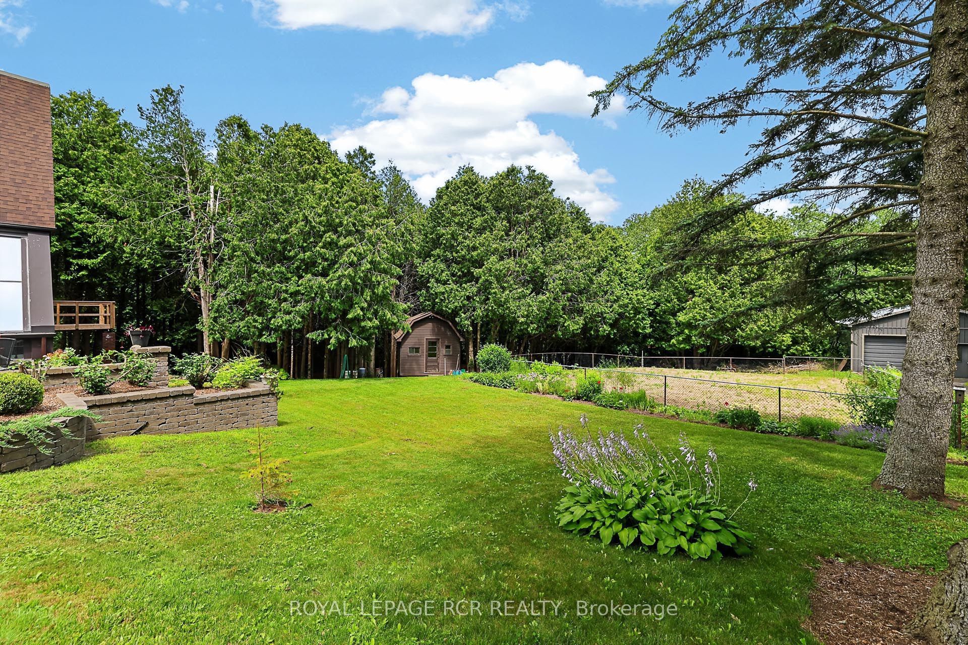 502 Townline Road Property Photo 7