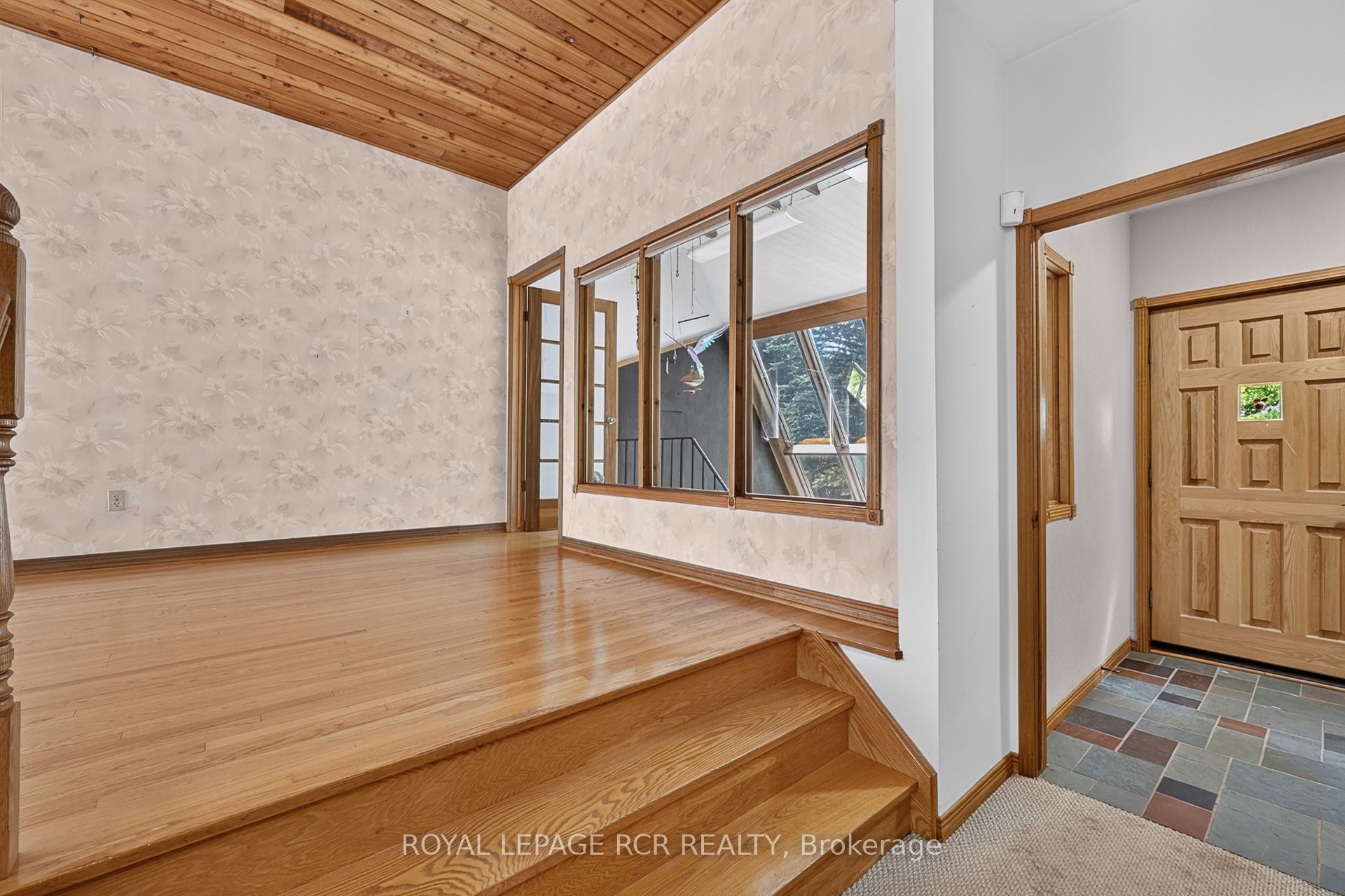 502 Townline Road Property Photo 10