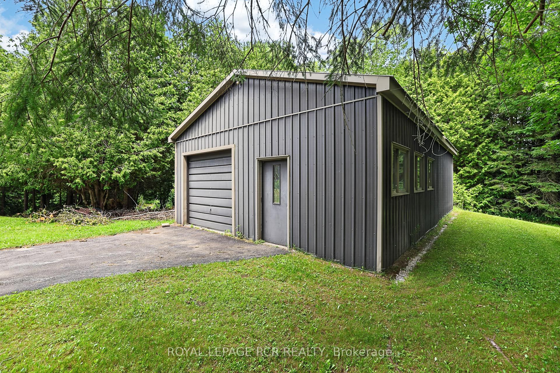 502 Townline Road Property Photo 31