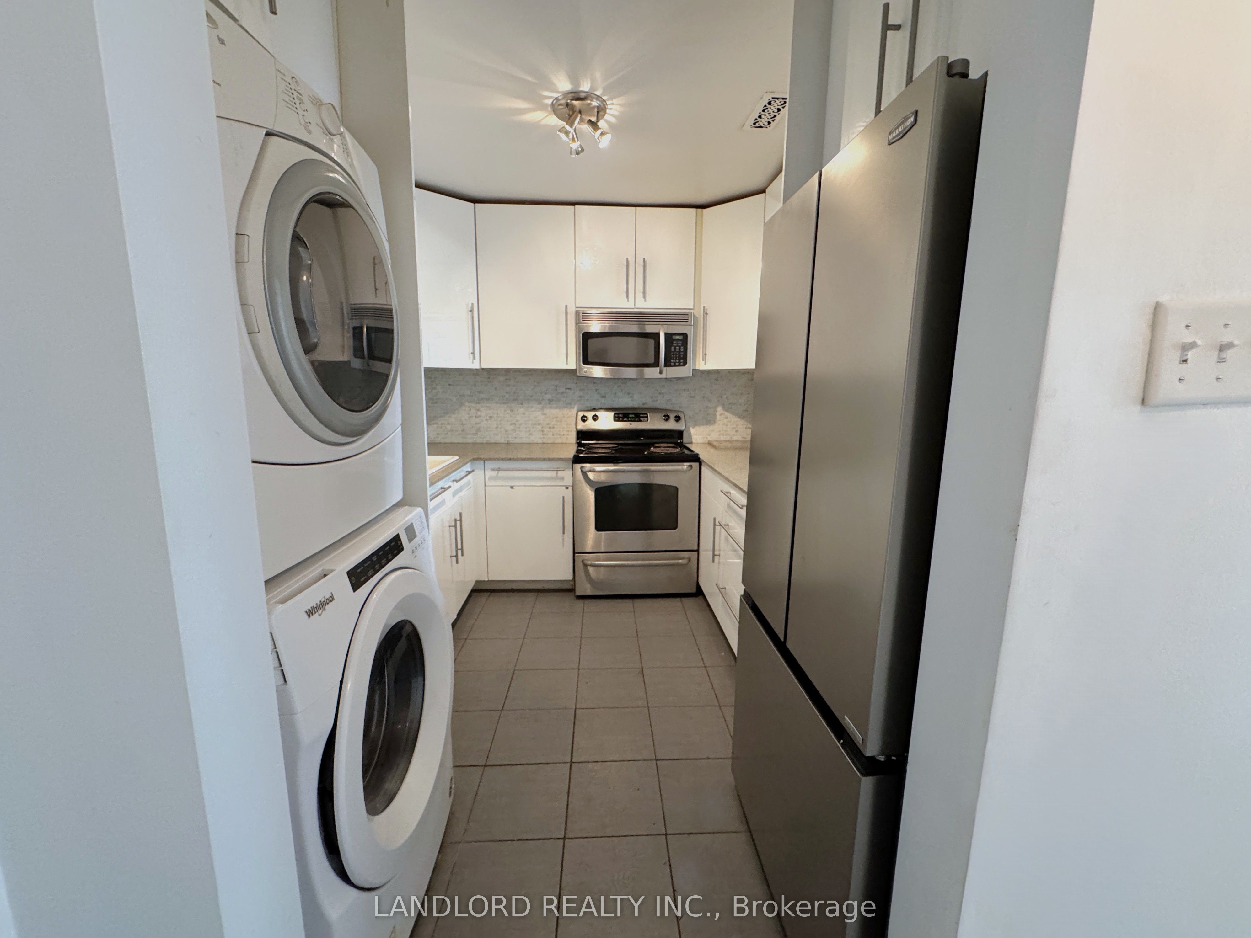 1175 Queen Street E B Property Photo 2