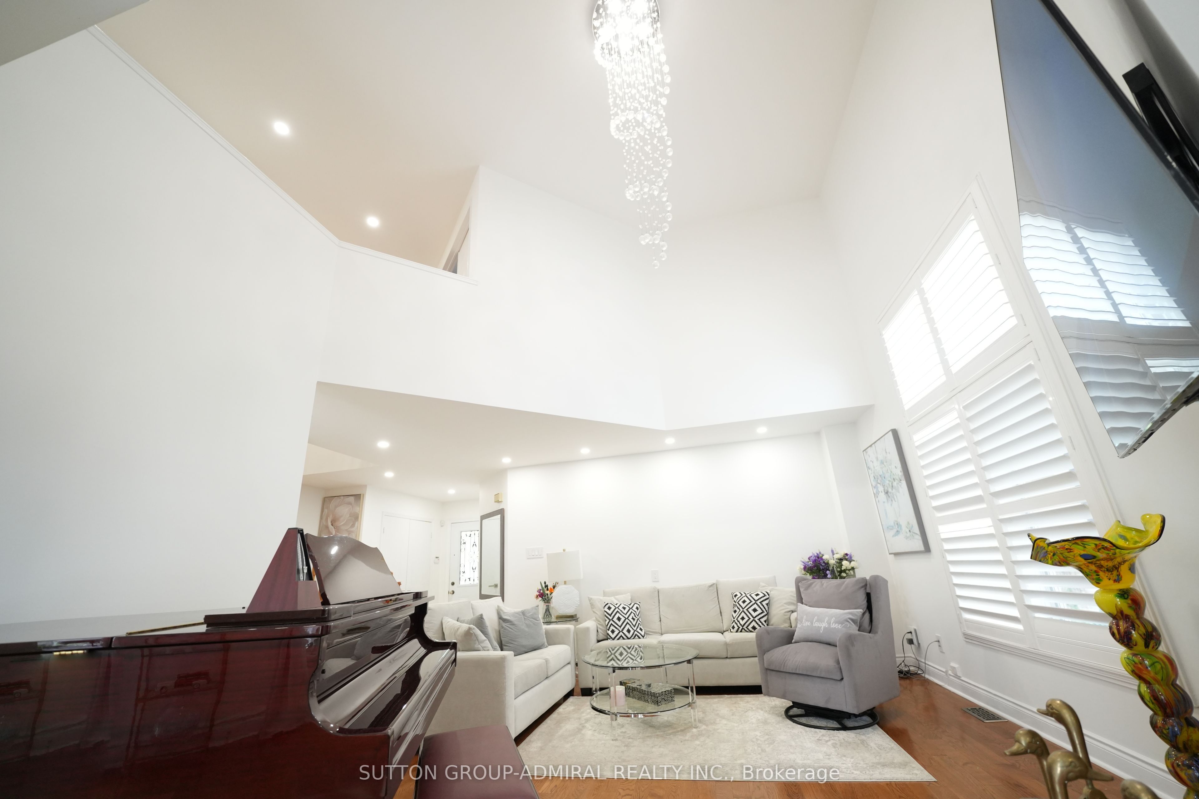 33 Wilderness Drive Property Photo 12