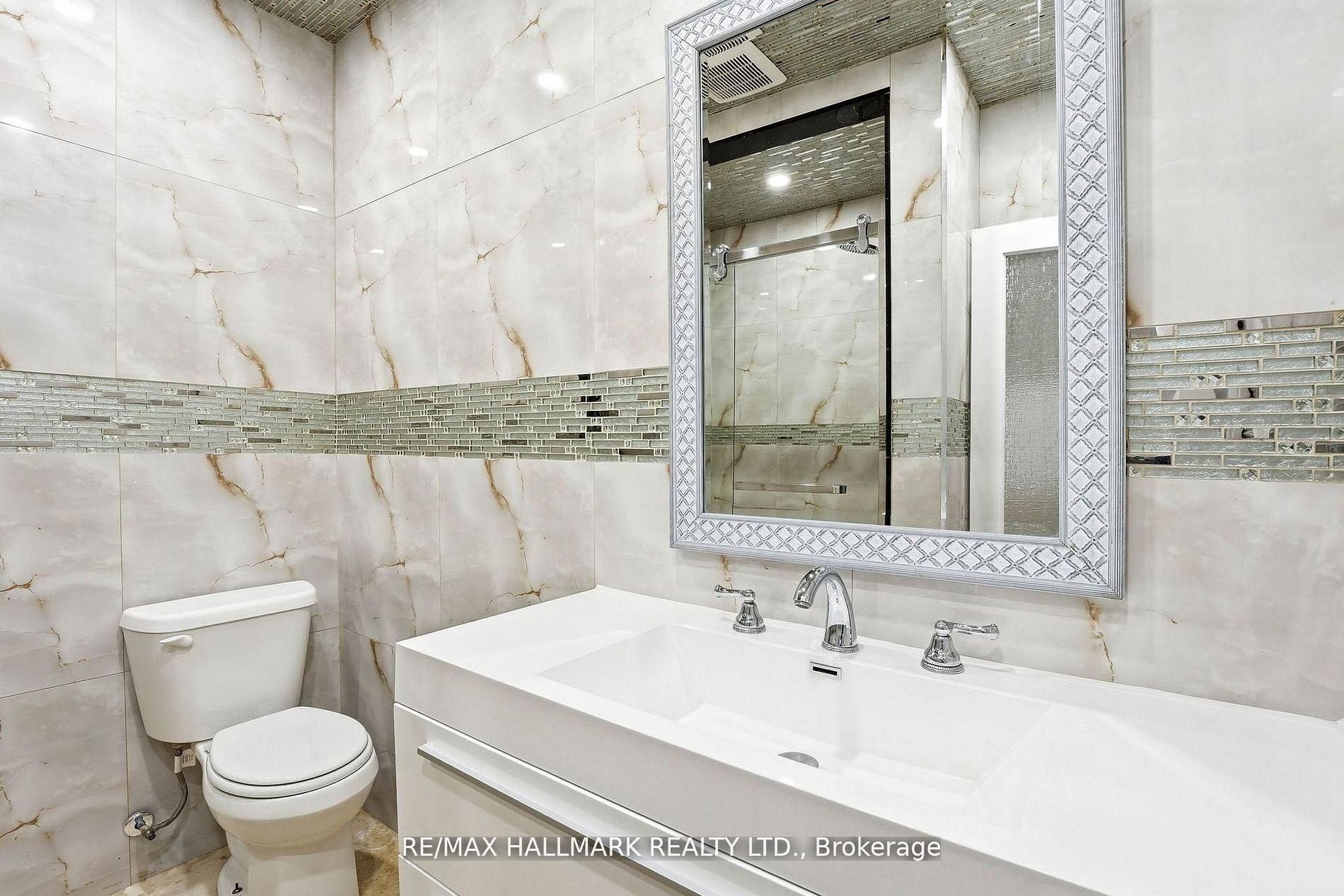 32 Orchard Park Drive Property Photo 45