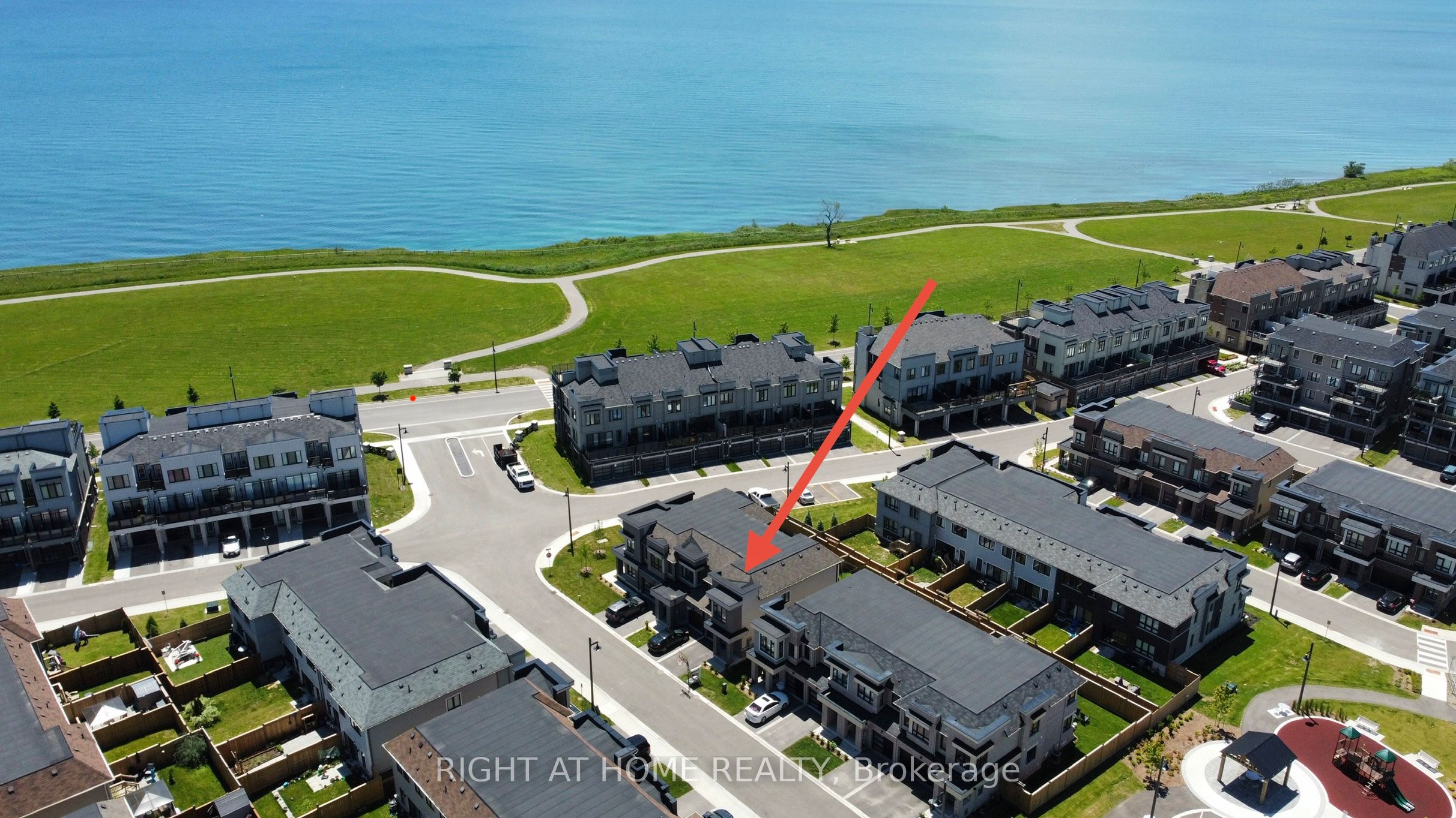 30 Caspian Square Property Photo 1