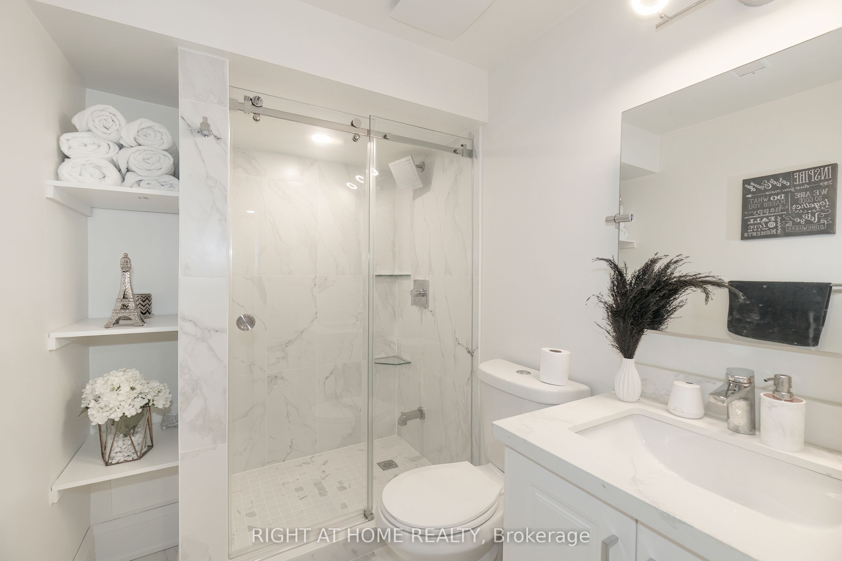30 Caspian Square Property Photo 21
