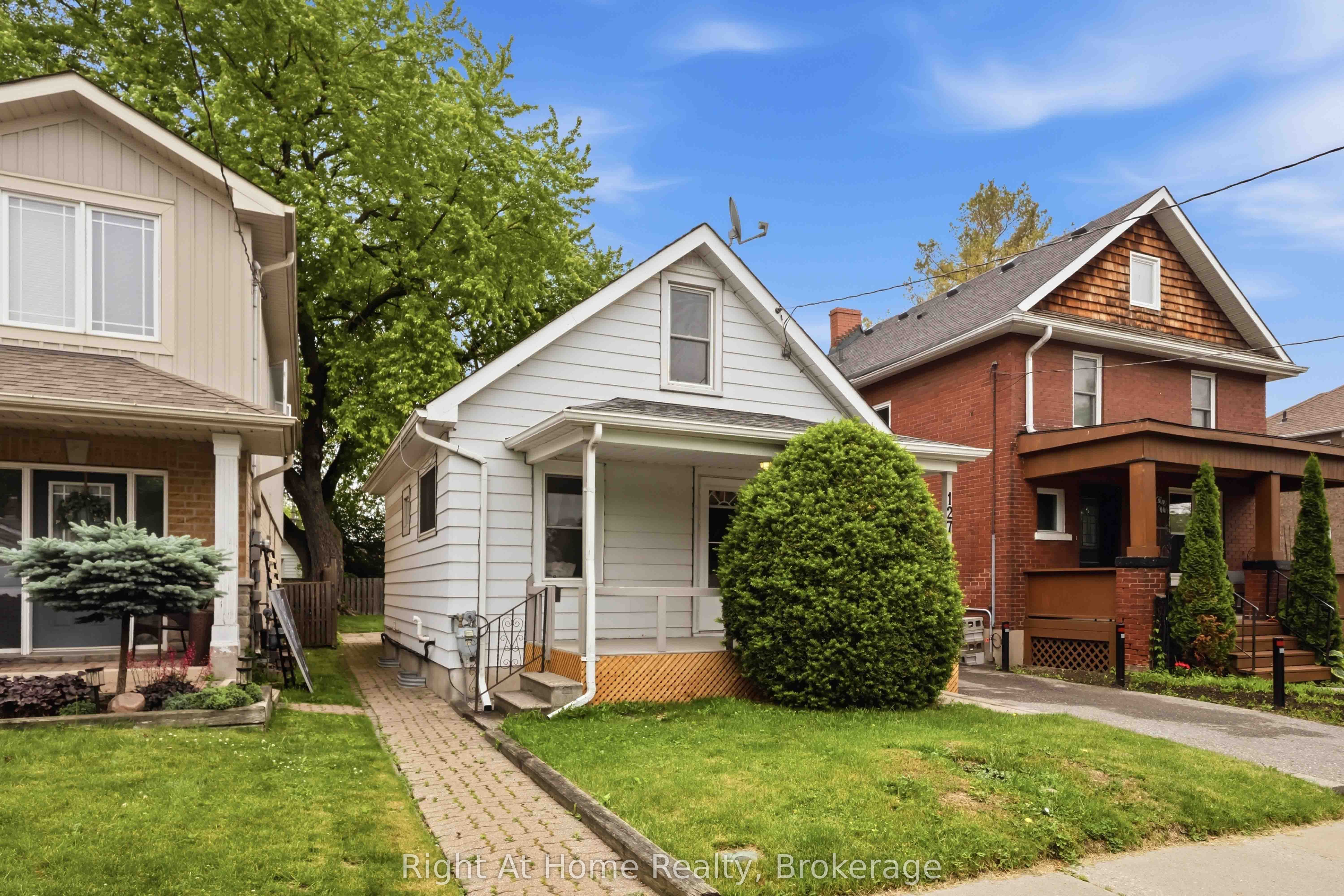 127 Montrave Avenue Property Photo 2