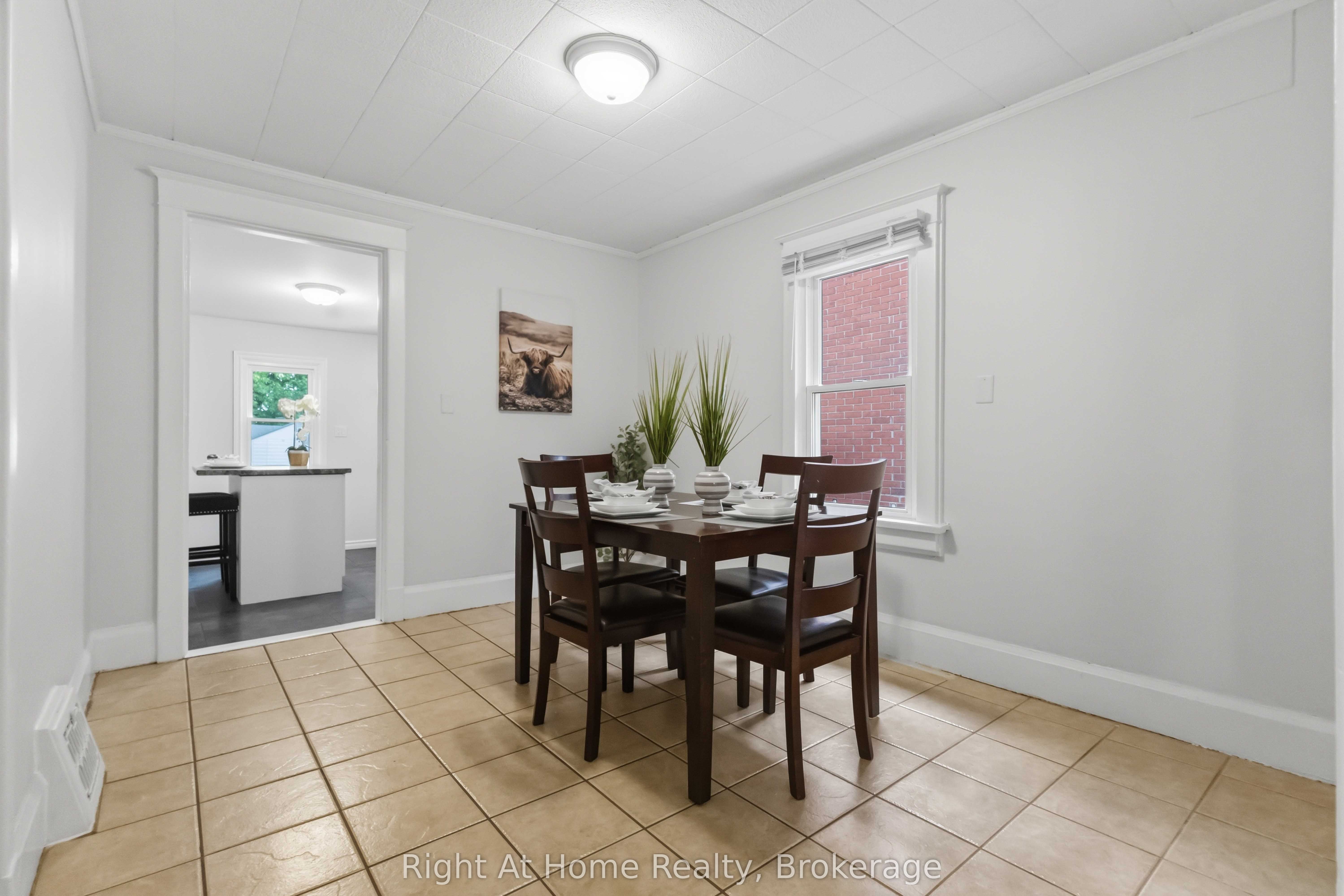 127 Montrave Avenue Property Photo 16