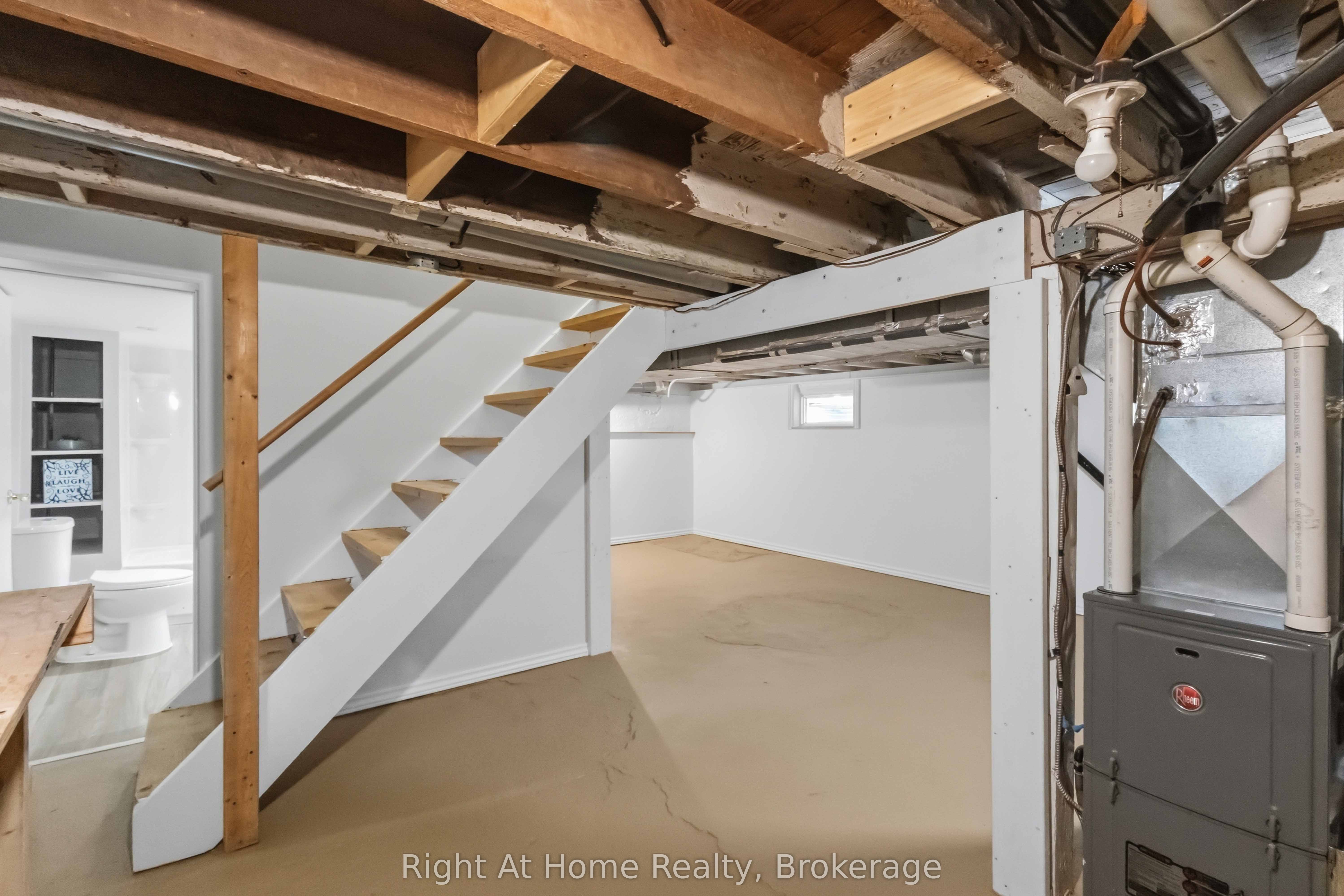 127 Montrave Avenue Property Photo 27