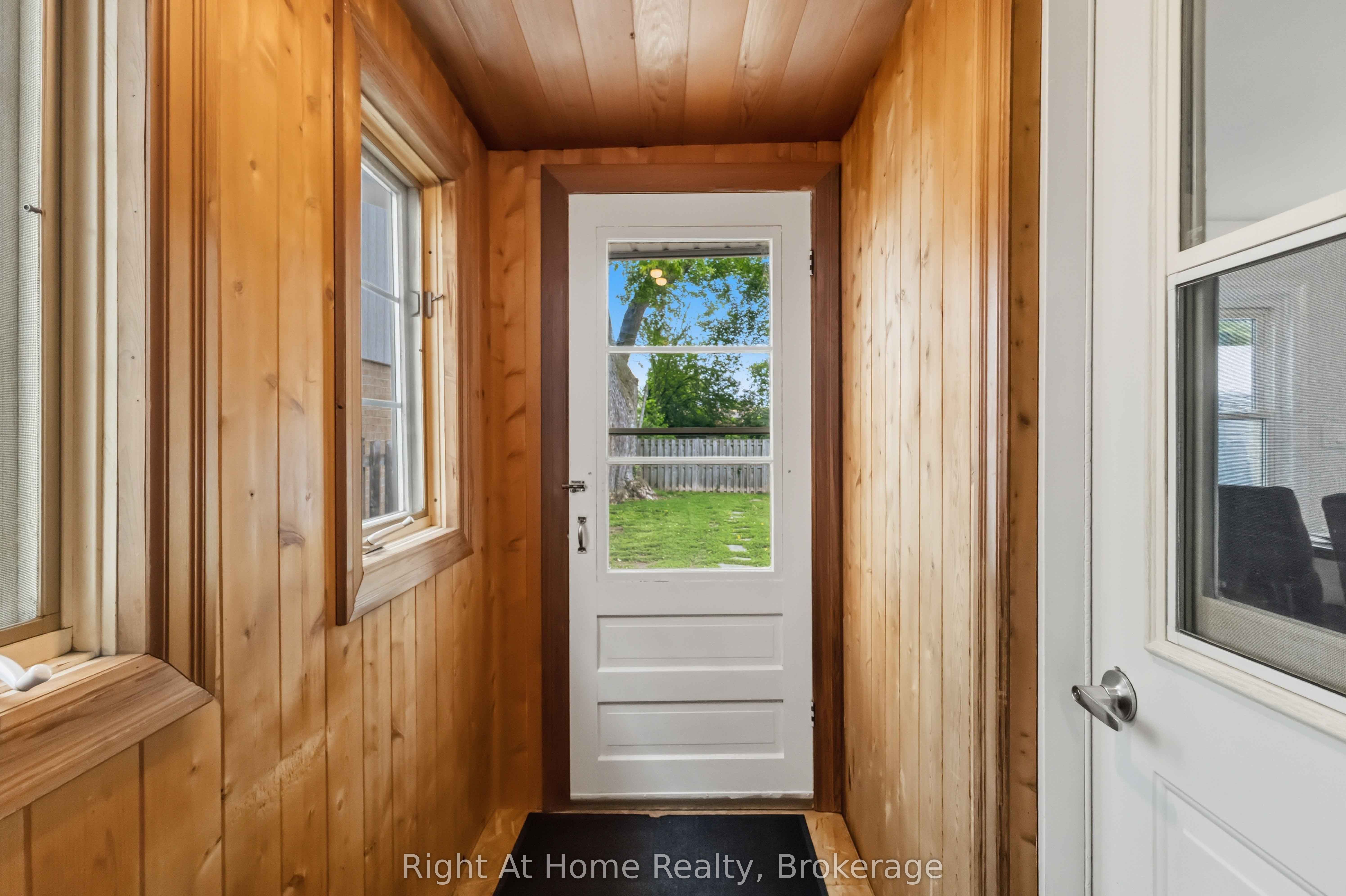 127 Montrave Avenue Property Photo 28
