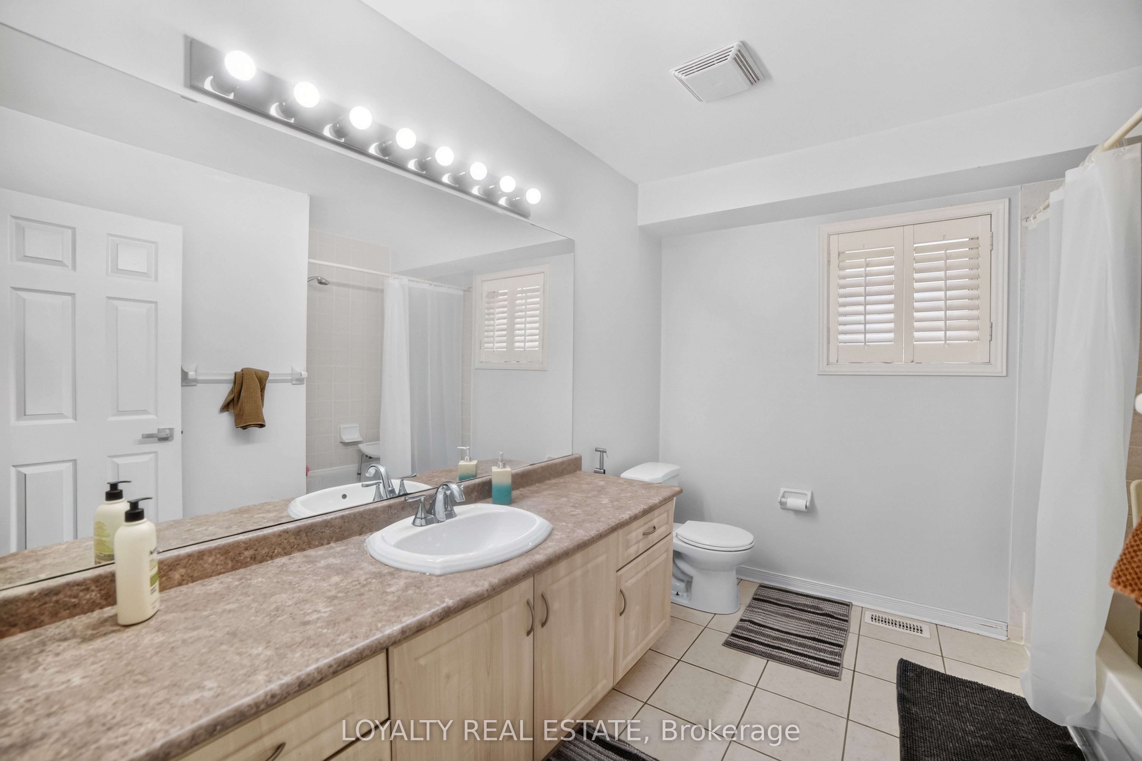5 Southam Street Property Photo 19