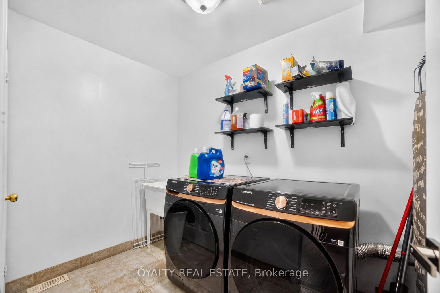5 Southam Street Property Photo 20