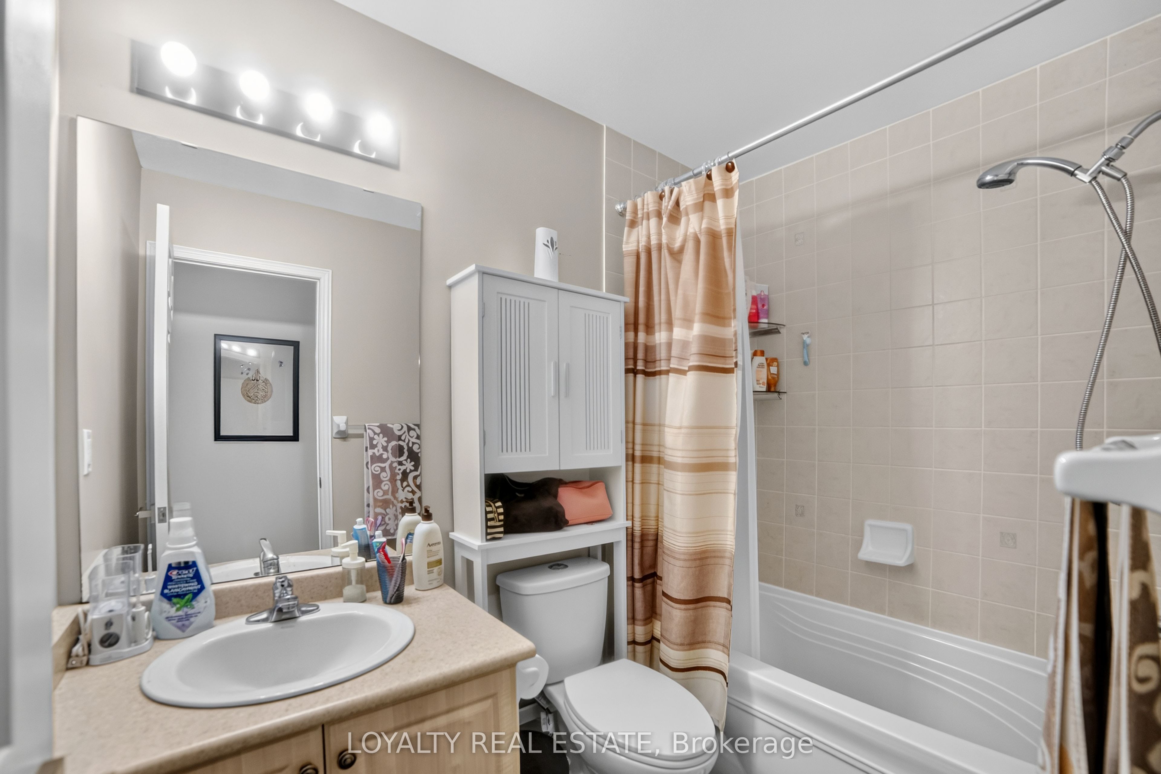 5 Southam Street Property Photo 23