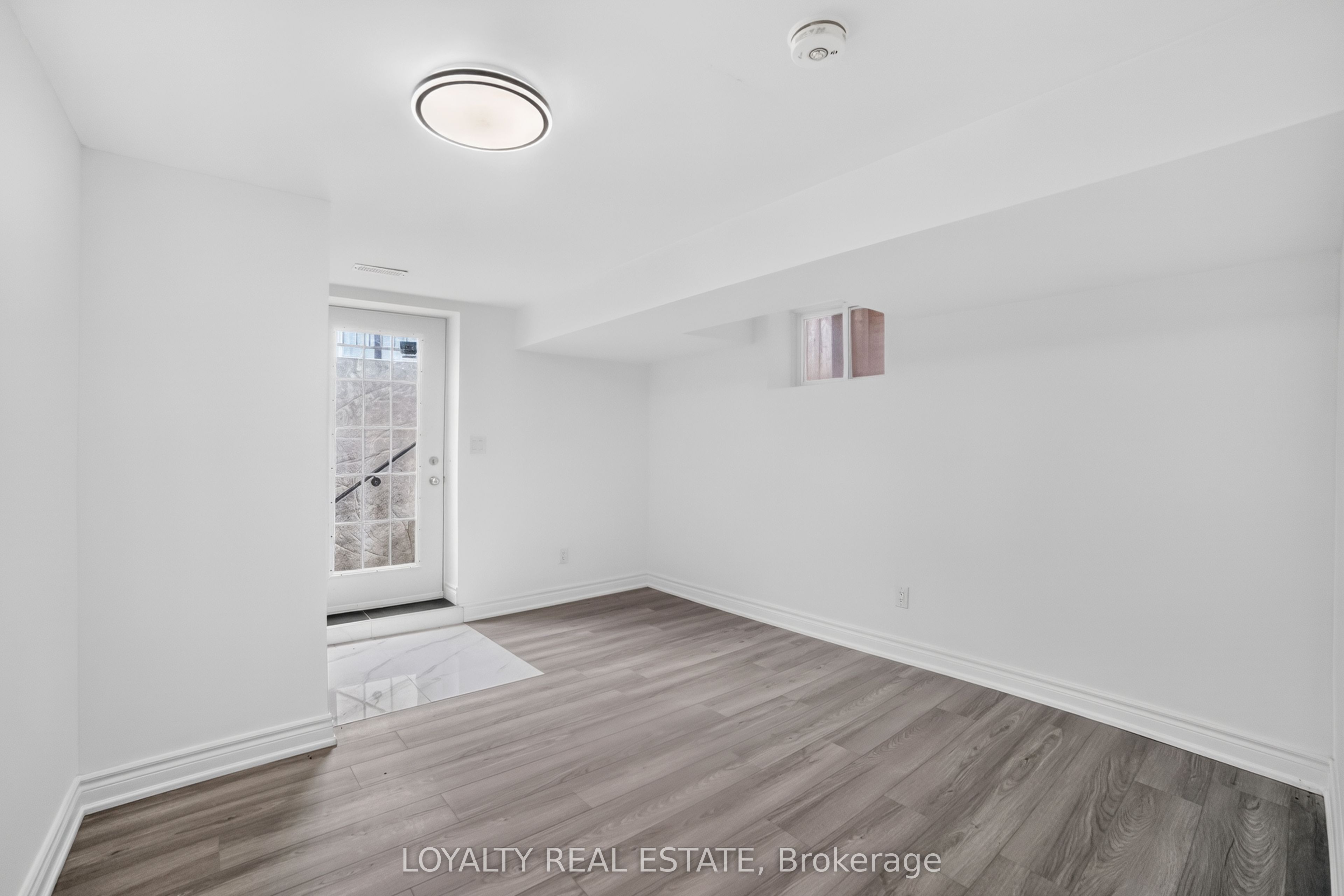 5 Southam Street Property Photo 25