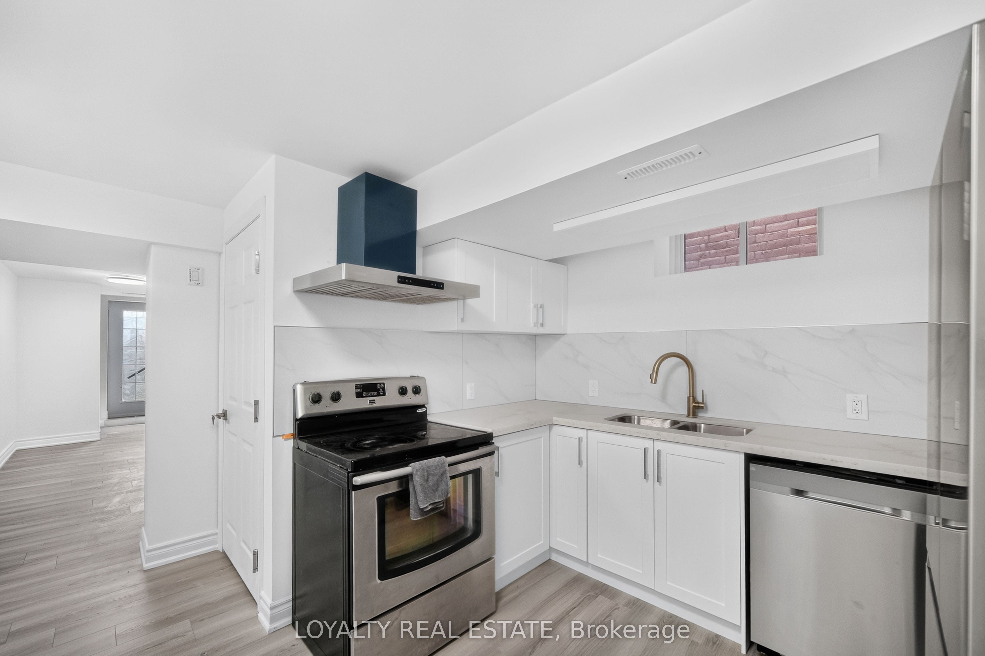 5 Southam Street Property Photo 31