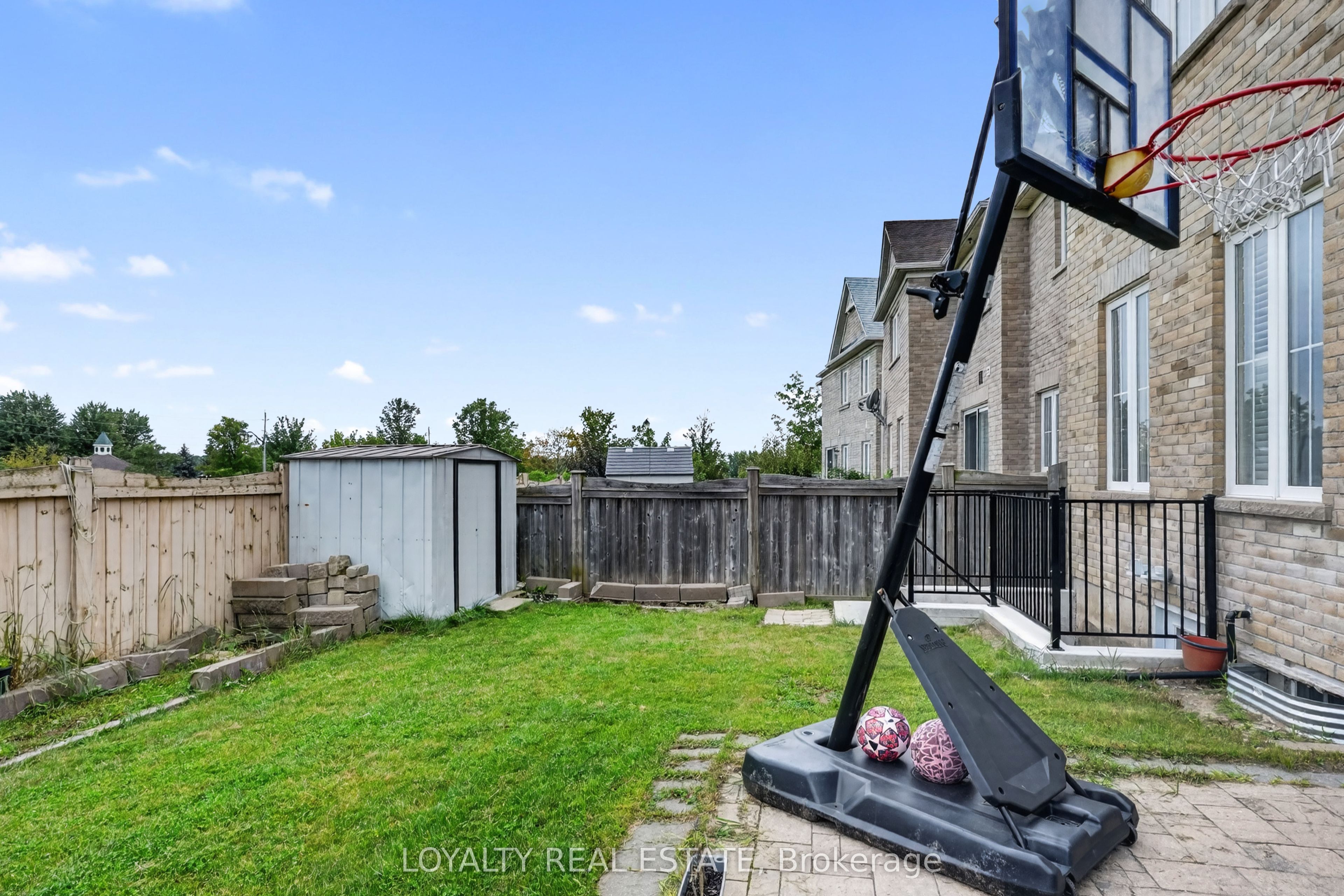 5 Southam Street Property Photo 33