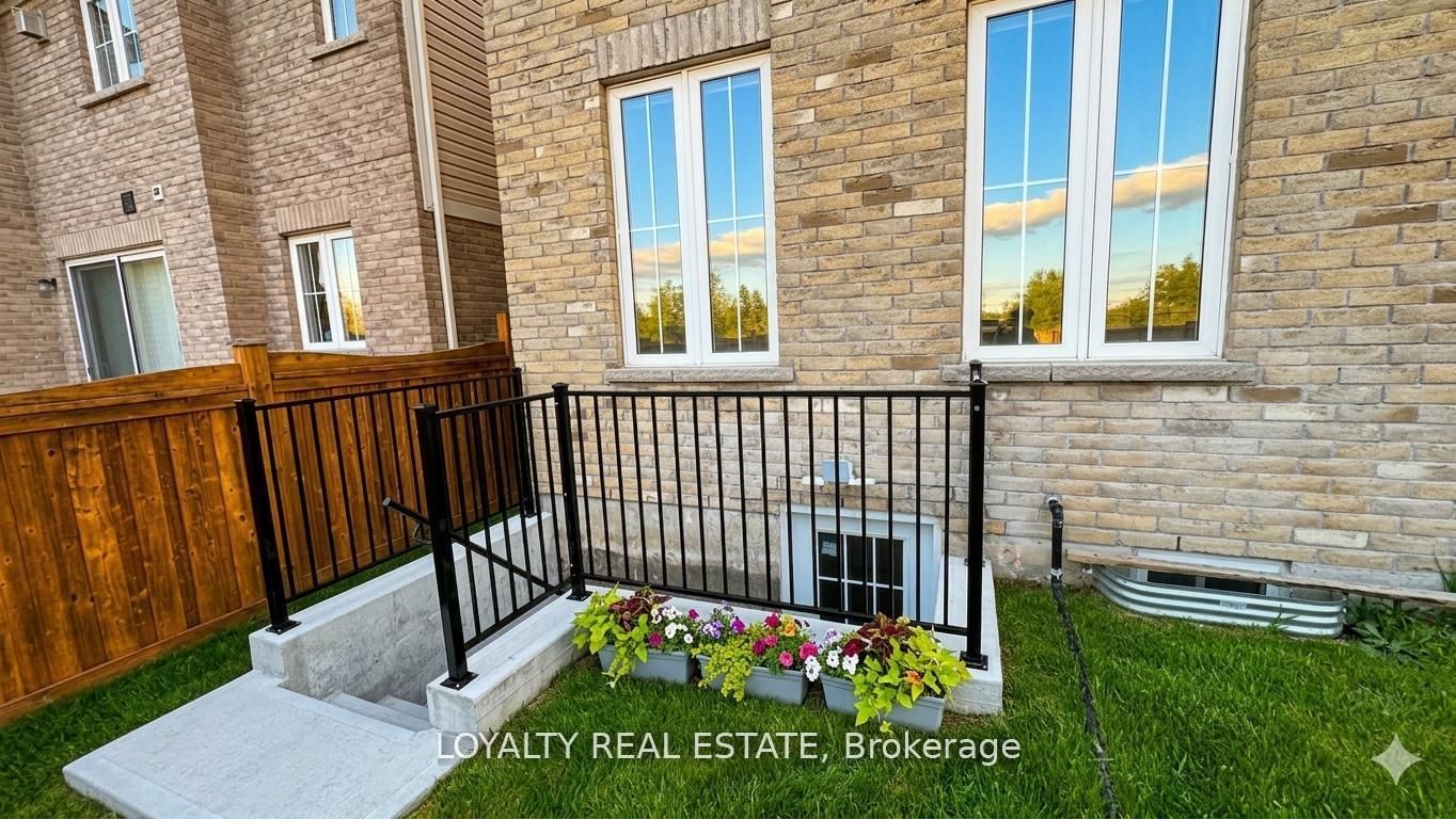 5 Southam Street Property Photo 34