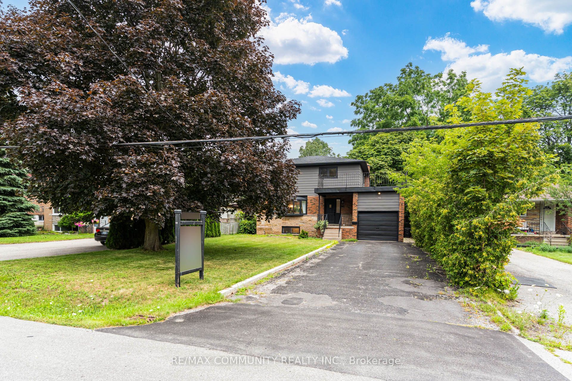 90 Euclid Avenue Property Photo 3