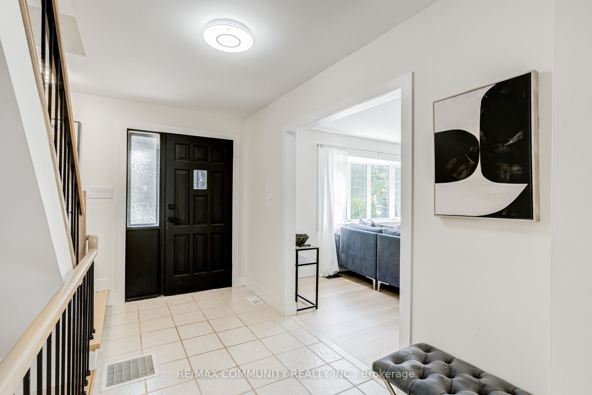 90 Euclid Avenue Property Photo 5
