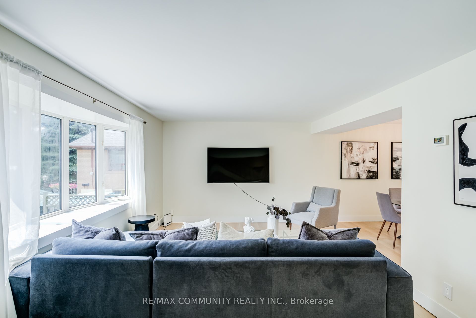 90 Euclid Avenue Property Photo 8