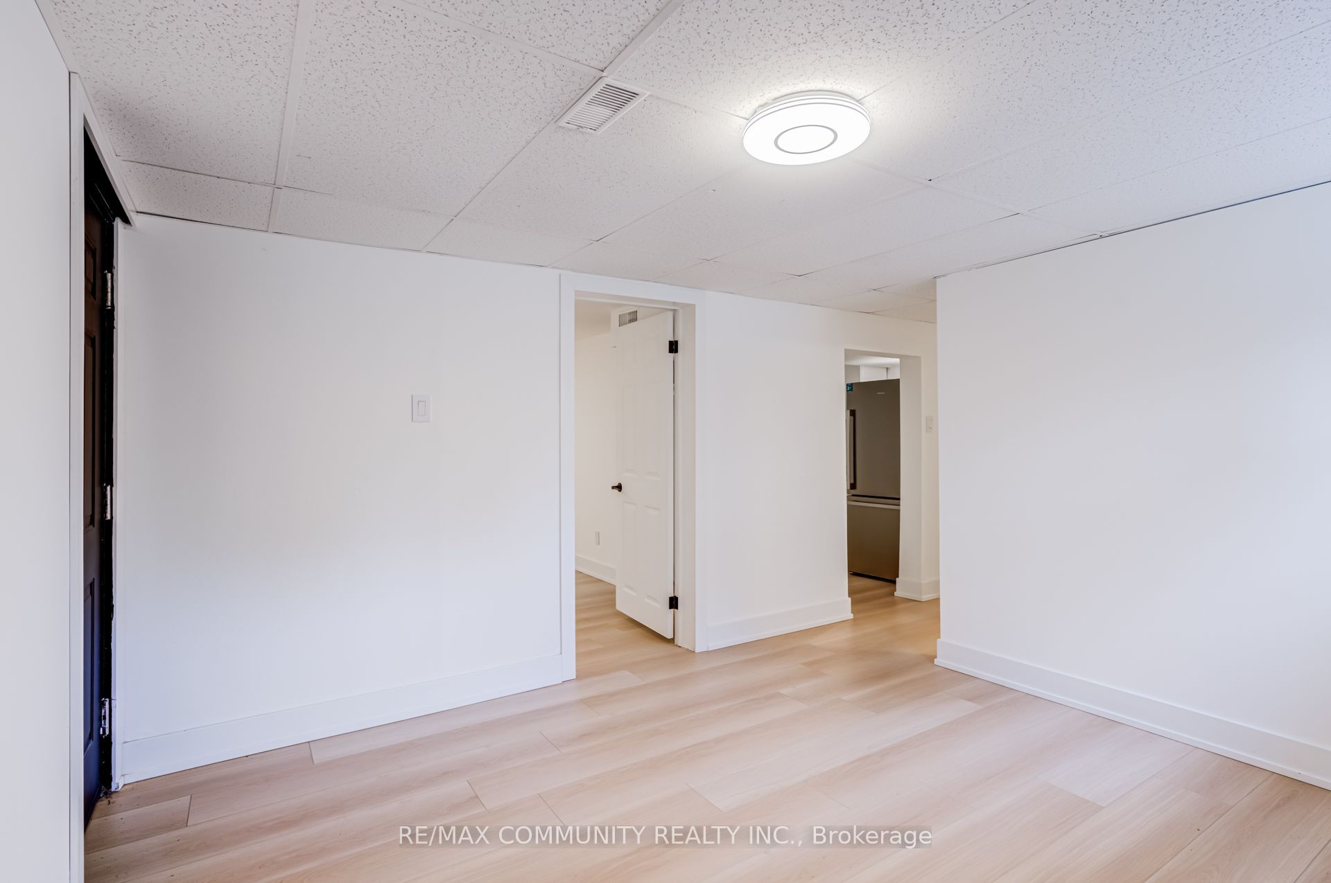90 Euclid Avenue Property Photo 34