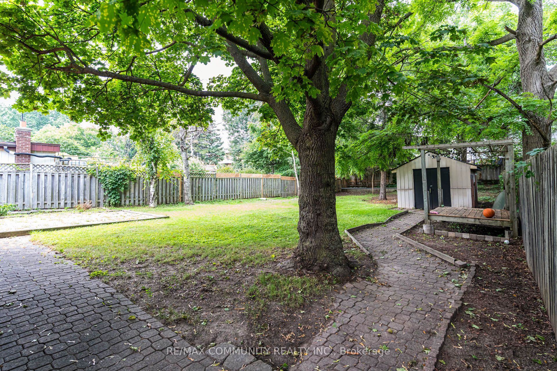90 Euclid Avenue Property Photo 49