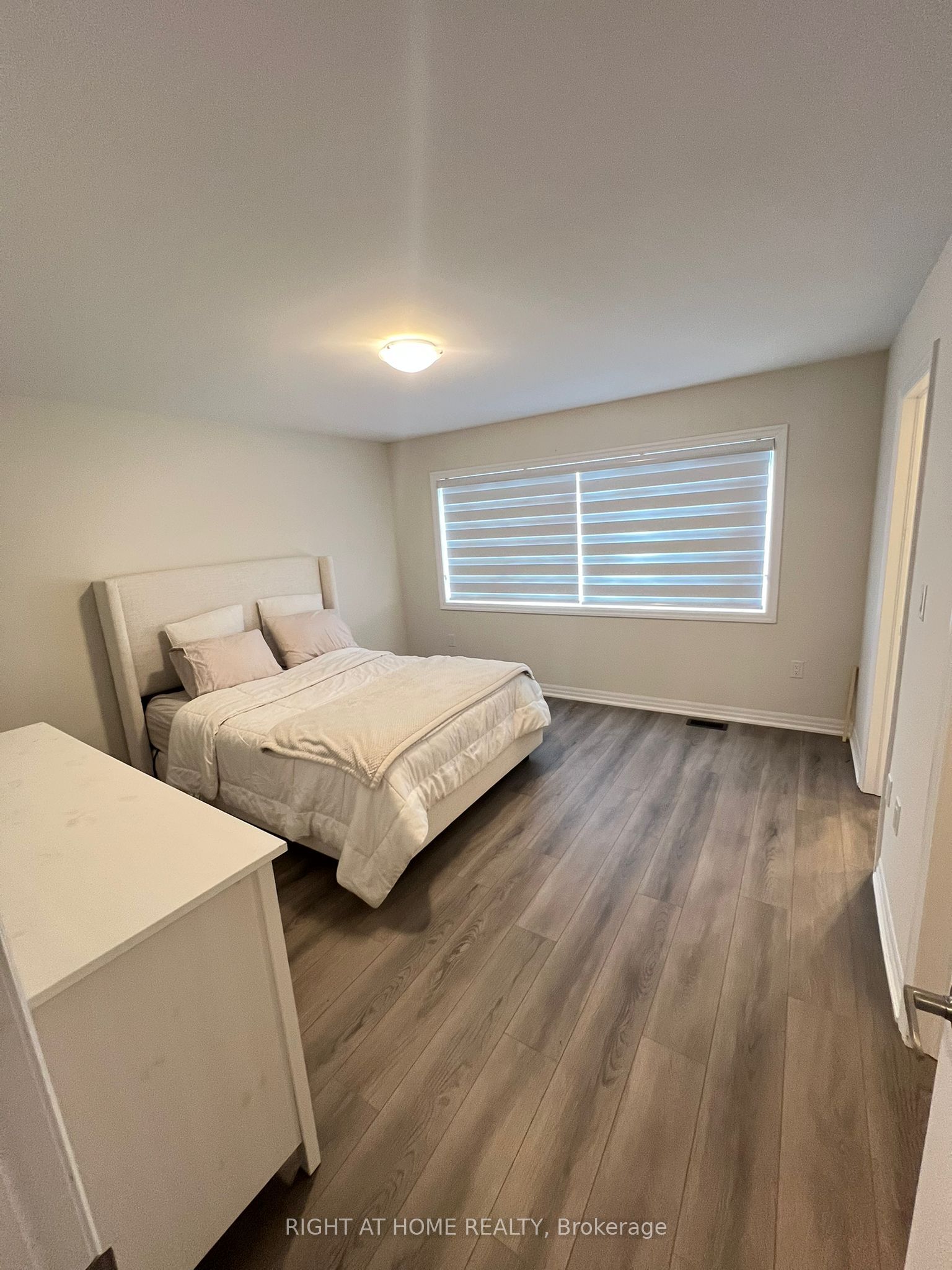 30 Northrop Avenue Property Photo 14