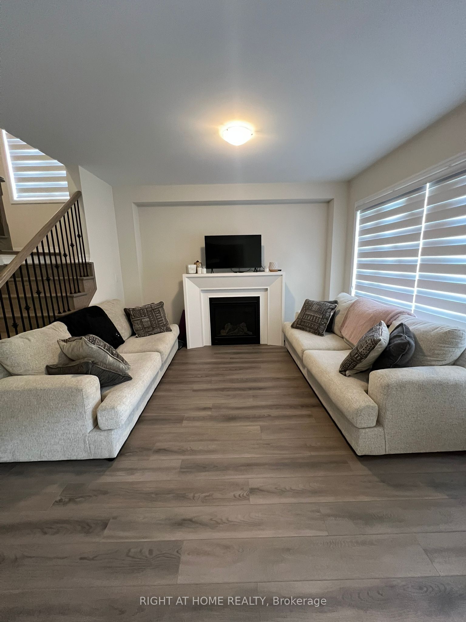 30 Northrop Avenue Property Photo 15