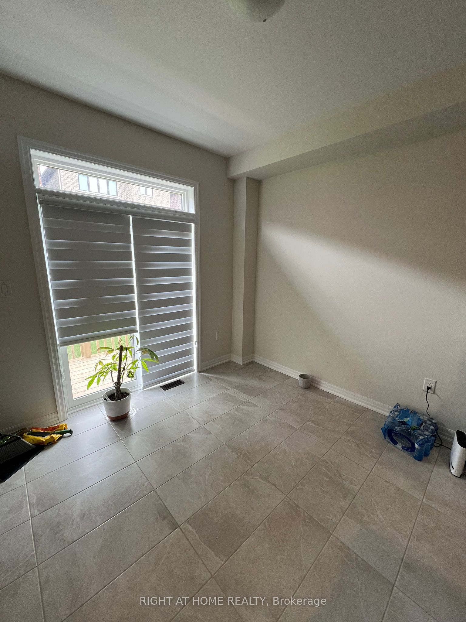 30 Northrop Avenue Property Photo 21