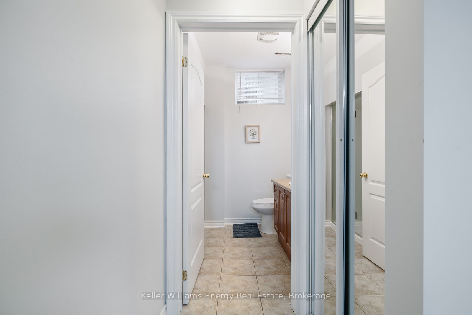 566 Dean Avenue Lower Property Photo 17