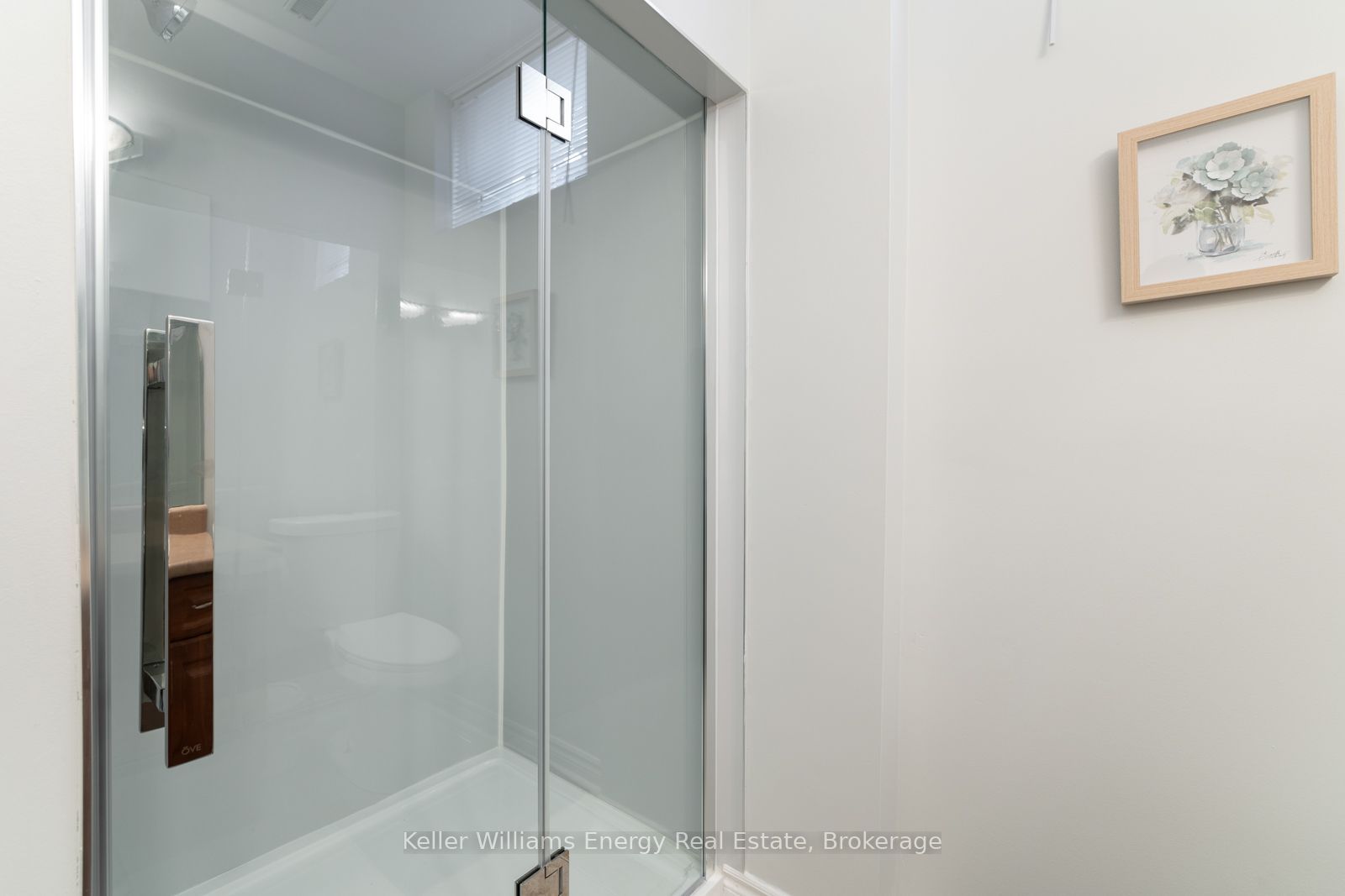 566 Dean Avenue Lower Property Photo 19